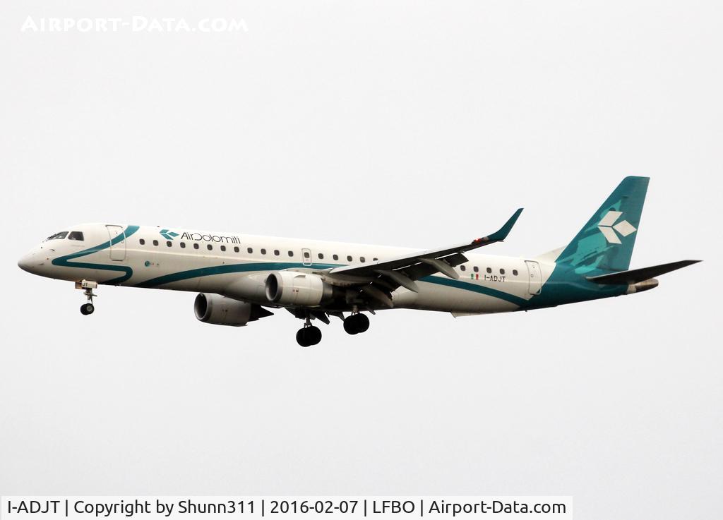 I-ADJT, 2013 Embraer 195LR (ERJ-190-200LR) C/N 19000606, Landing rwy 32L
