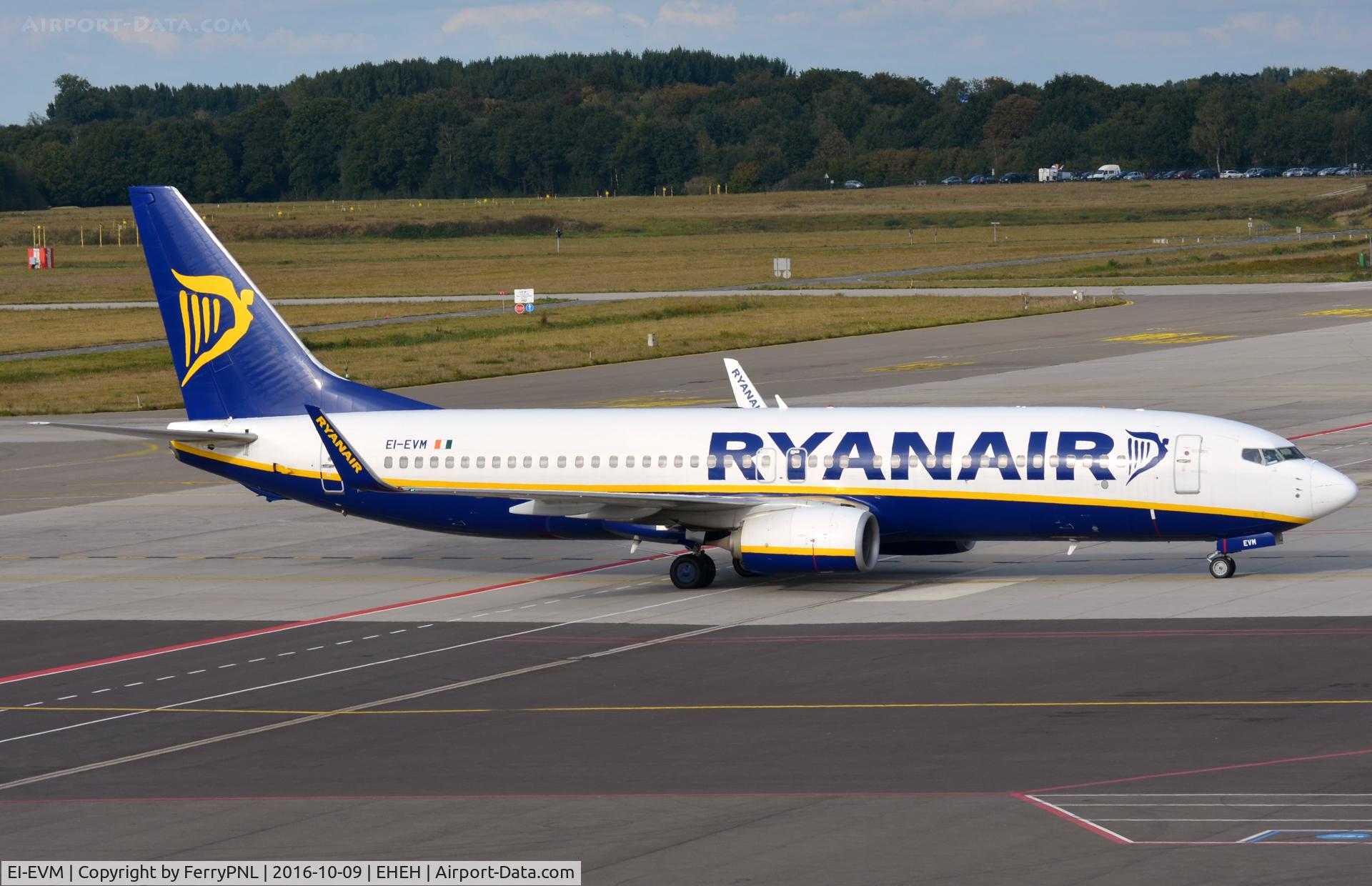 EI-EVM, 2012 Boeing 737-8AS C/N 40296, Ryanair B738 from Manchester arriving.