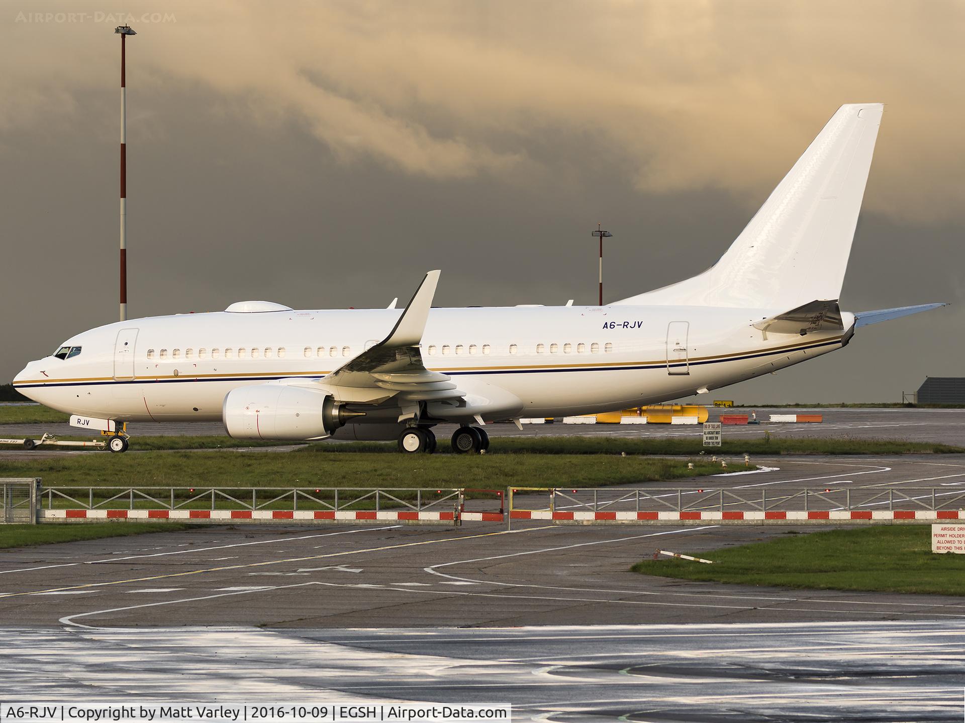 A6-RJV, Boeing 737-77W BBJ C/N 62467/5564, Being towed @ NWI....
