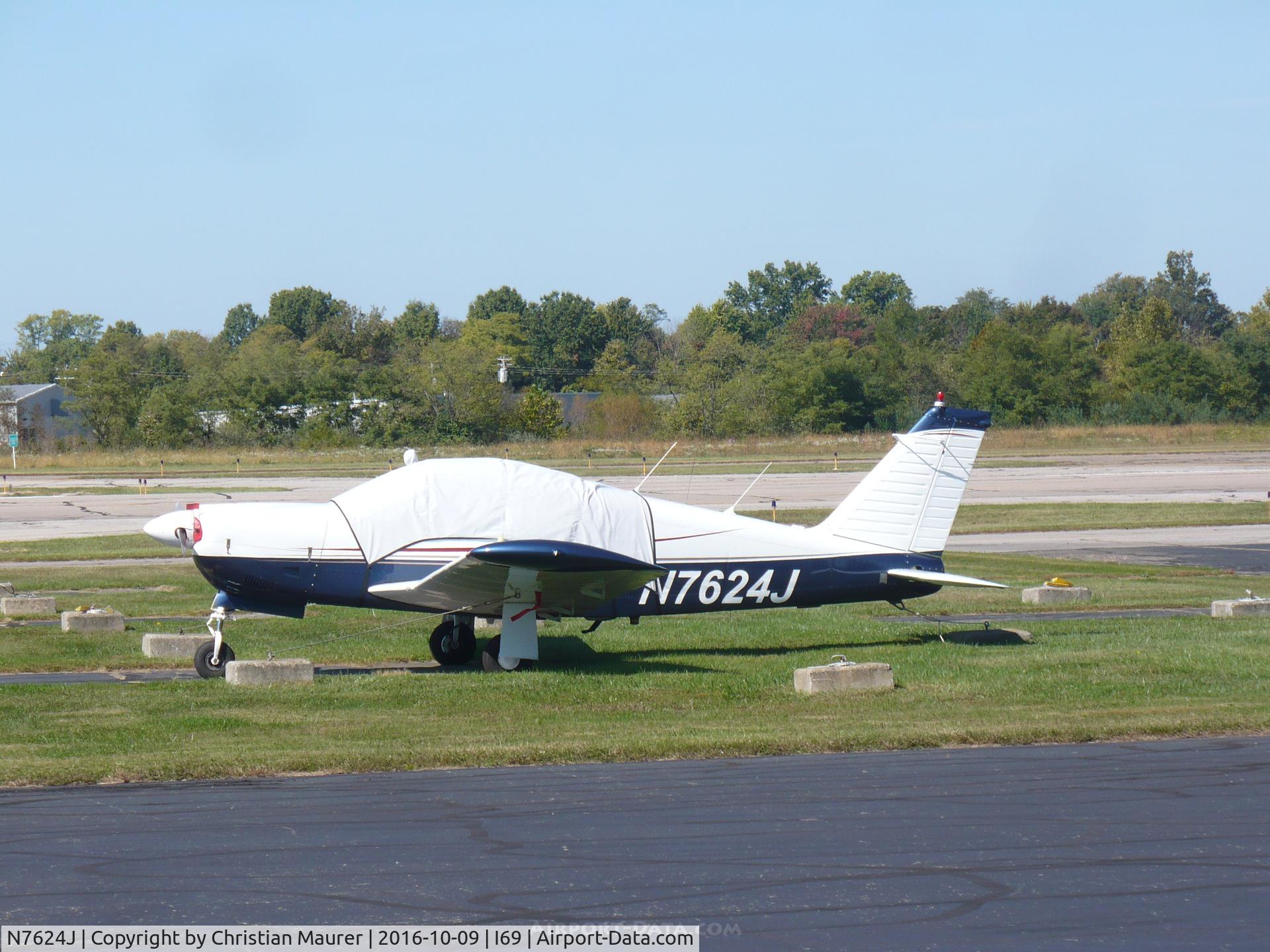 N7624J, 1969 Piper PA-28R-180 Cherokee Arrow C/N 28R-31102, Piper PA-28 R