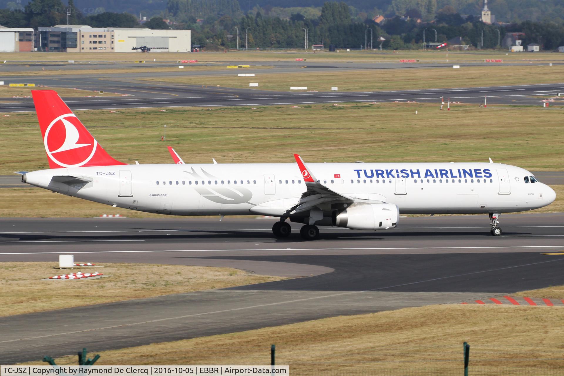 TC-JSZ, 2015 Airbus A321-231 C/N 6766, Taking off rwy 07R.