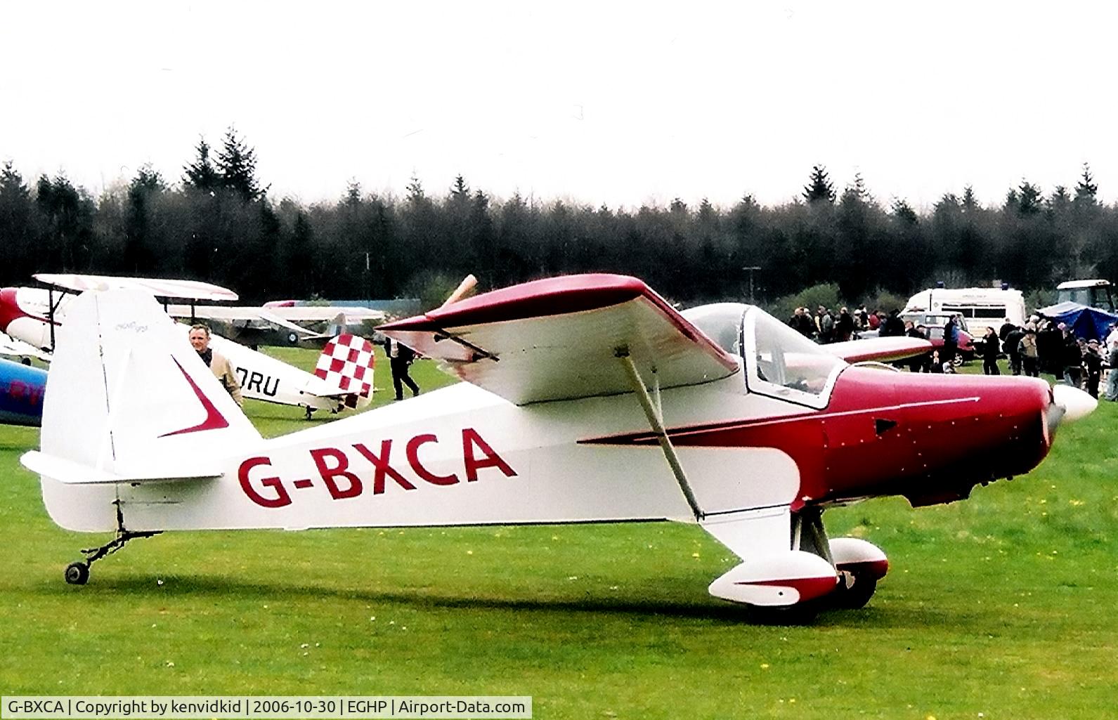 G-BXCA, 1997 Hapi Cygnet SF-2A C/N PFA 182-12921, At a Popham fly-in circa 2006.