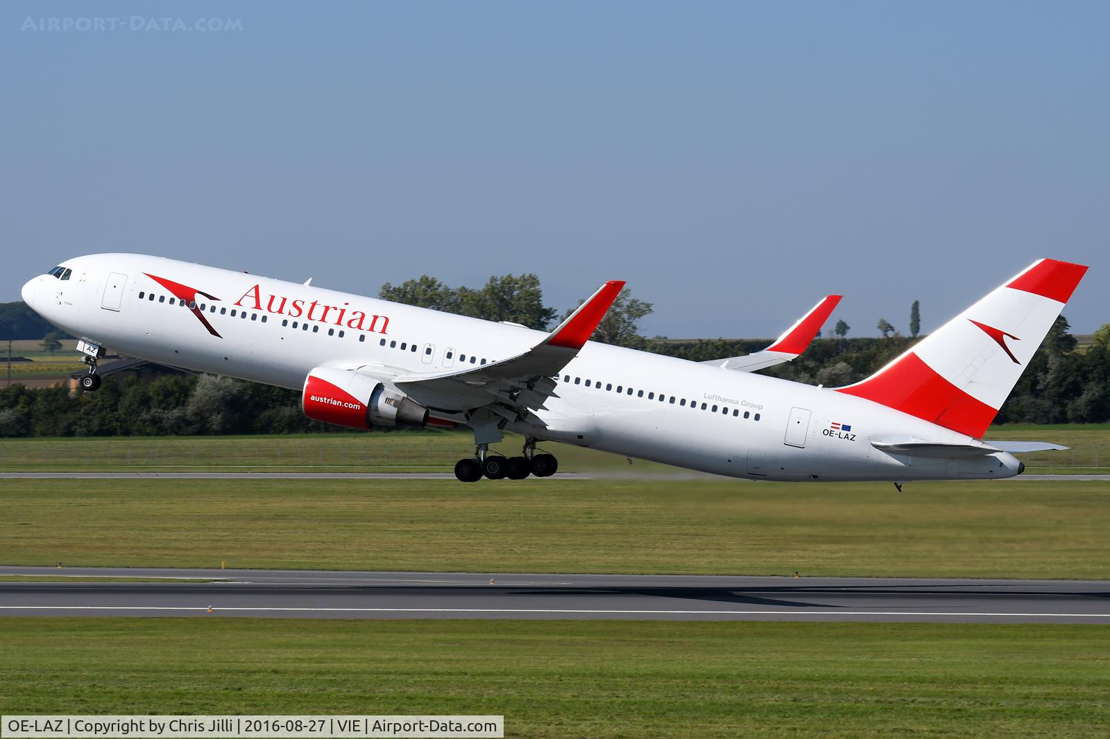 OE-LAZ, 1999 Boeing 767-3Z9 C/N 30331, Austrian