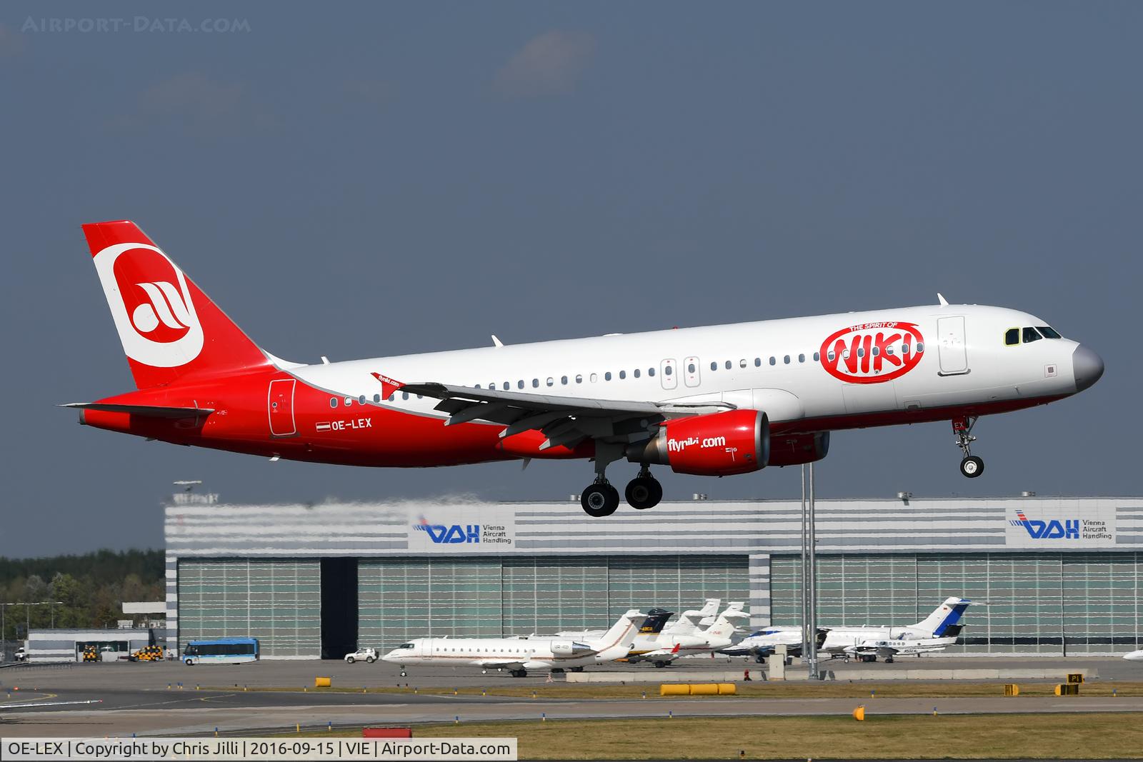 OE-LEX, 2006 Airbus A320-214 C/N 2867, NIKI