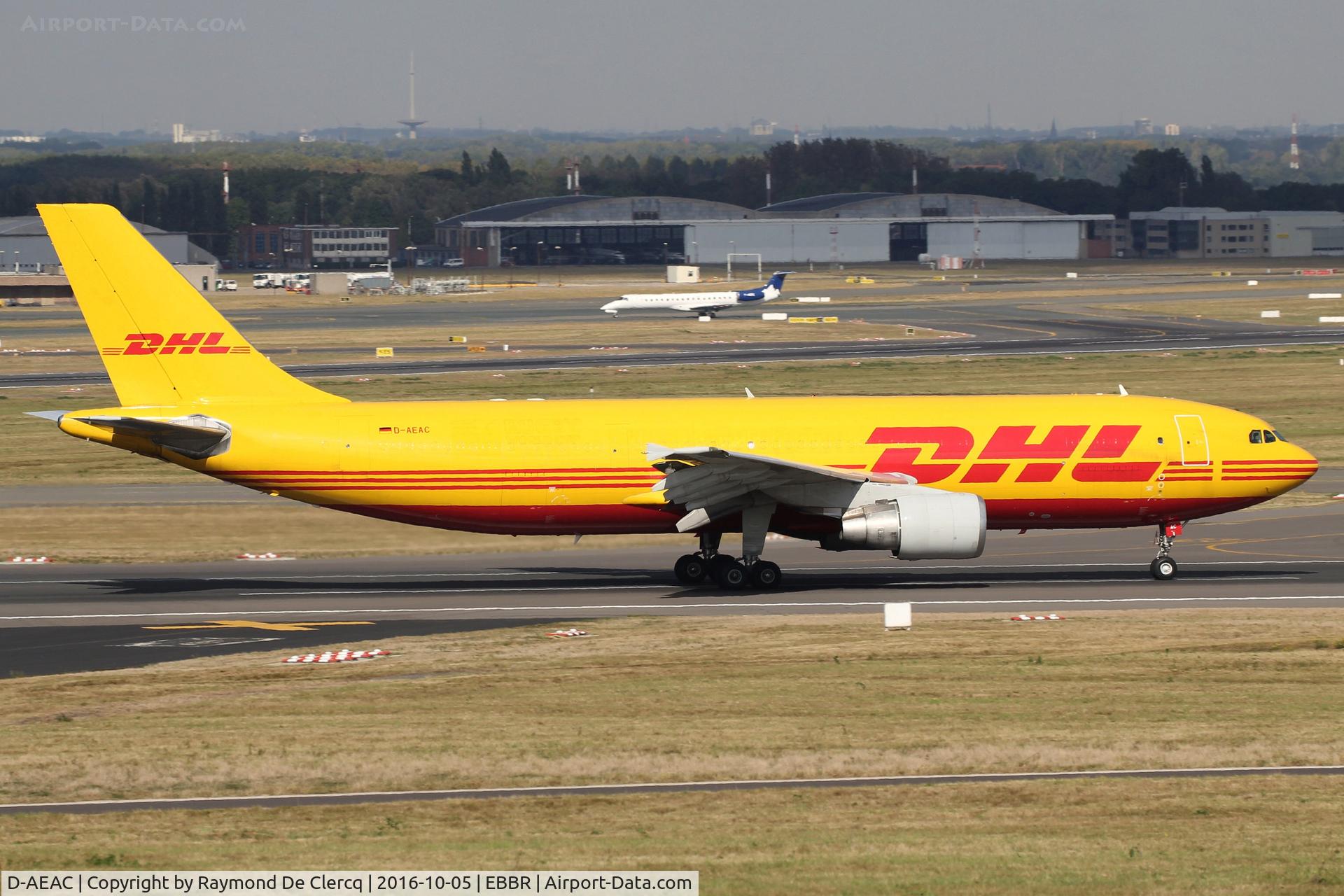 D-AEAC, 1991 Airbus A300B4-622R(F) C/N 602, Taking off rwy 07R.