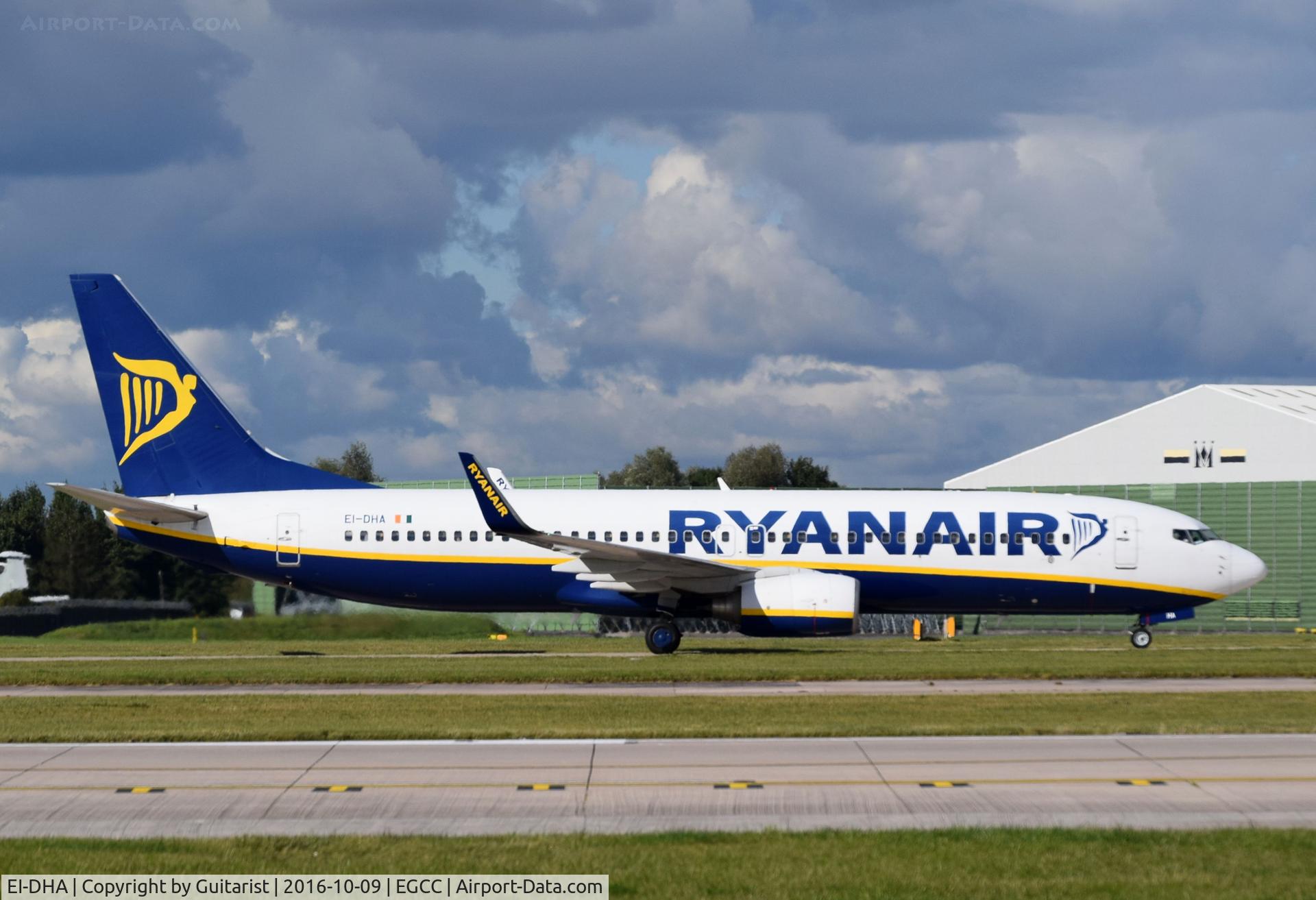 EI-DHA, 2005 Boeing 737-8AS C/N 33571, At Manchester