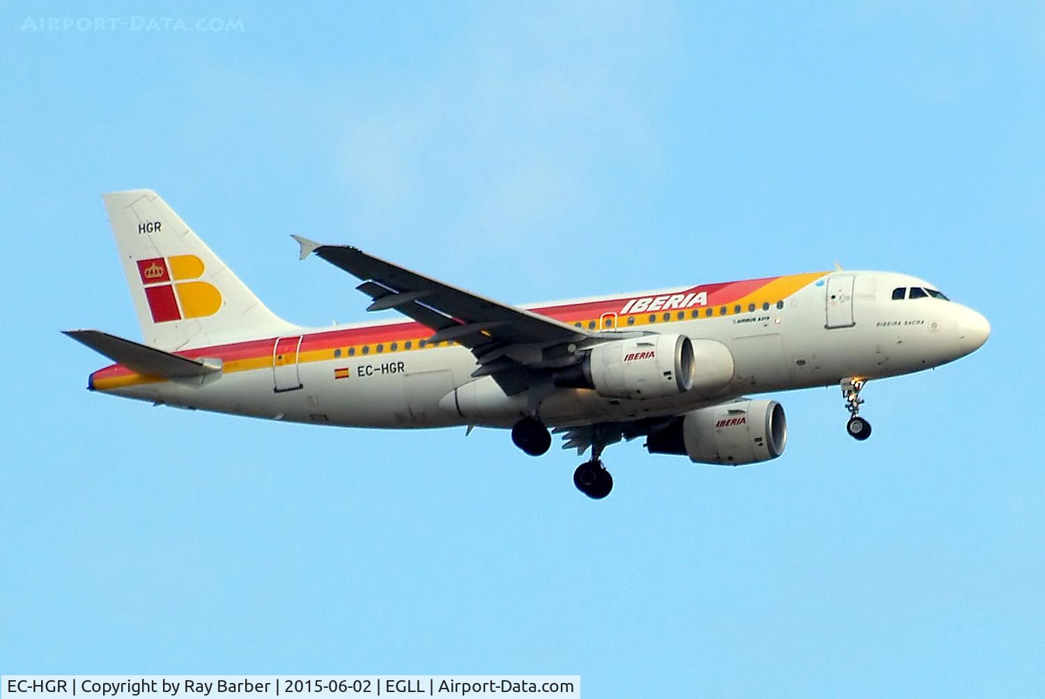 EC-HGR, 1999 Airbus A319-111 C/N 1154, Airbus A319-111 [1154] (Iberia) Home~G 02/06/2015. On approach 27L.