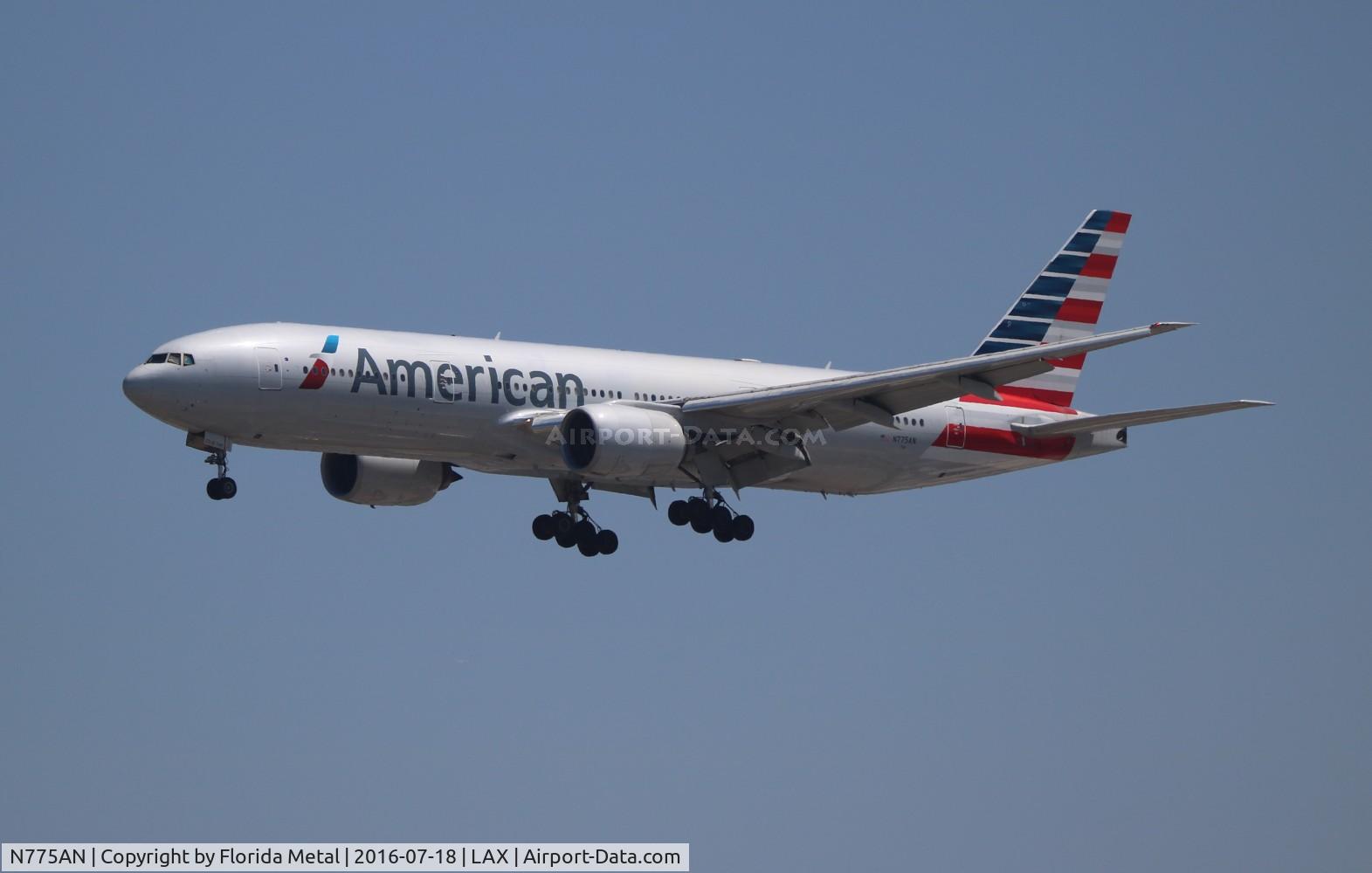 N775AN, 1999 Boeing 777-223 C/N 29584, American