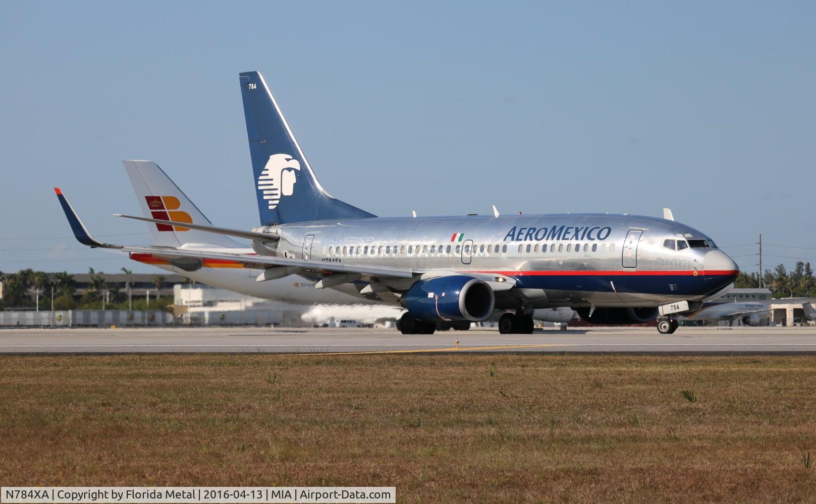 N784XA, 2003 Boeing 737-752 C/N 33784, Aeromexico
