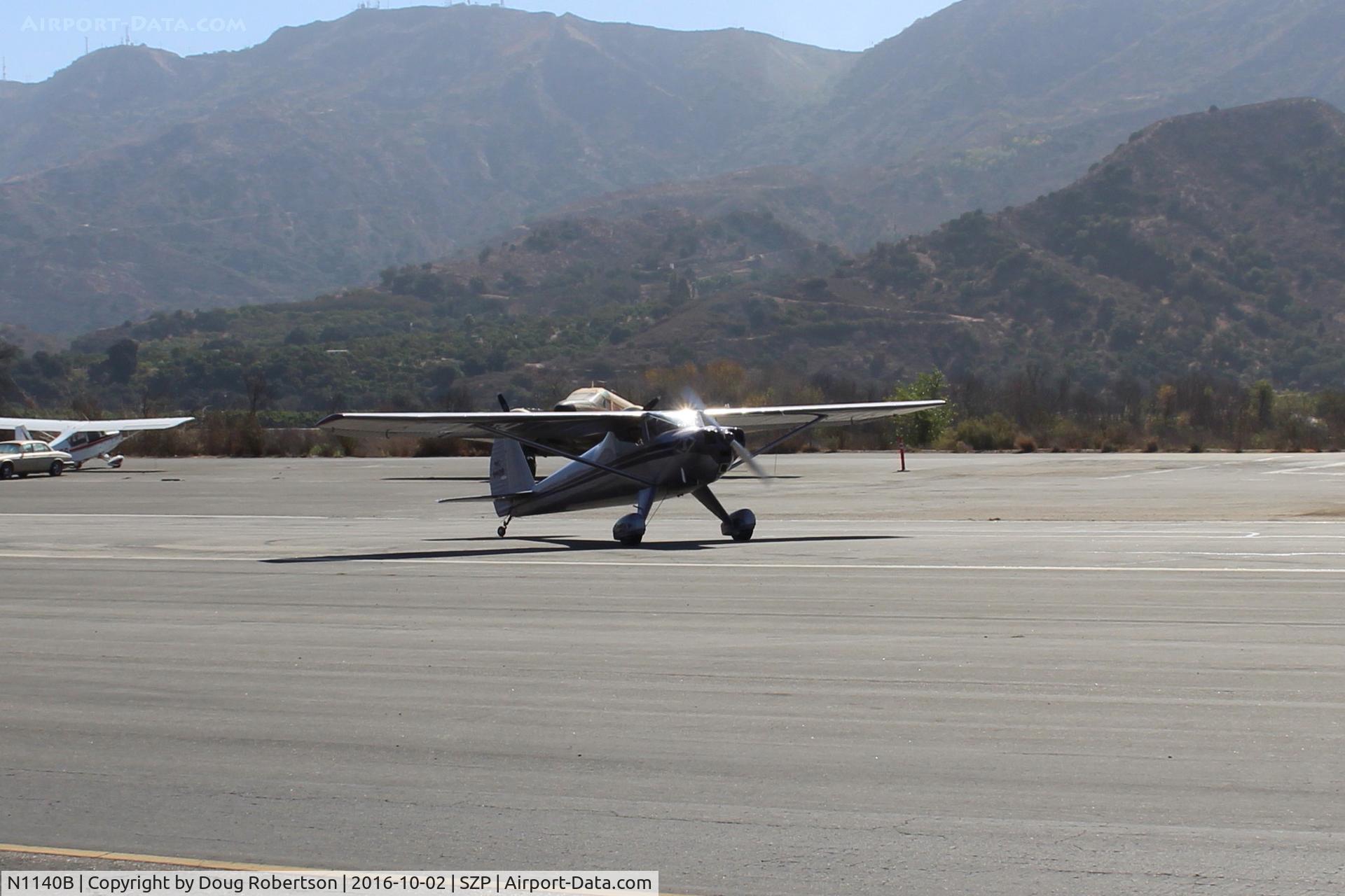 N1140B, 1947 Luscombe 8A C/N 5767, 1947 Luscombe 8A, Continental A&C65 65 Hp, taxi off the active