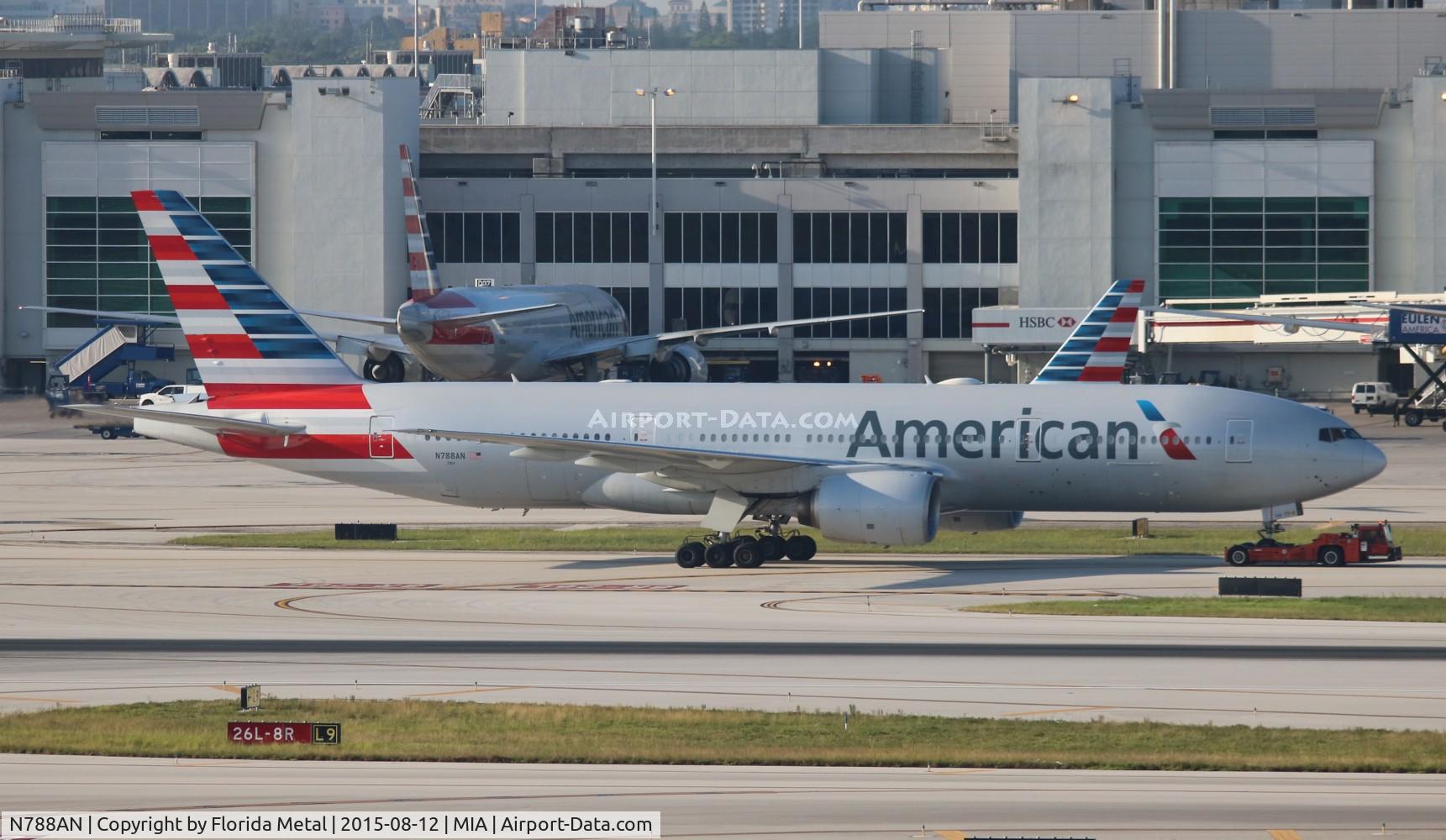 N788AN, 2000 Boeing 777-223 C/N 30011, American