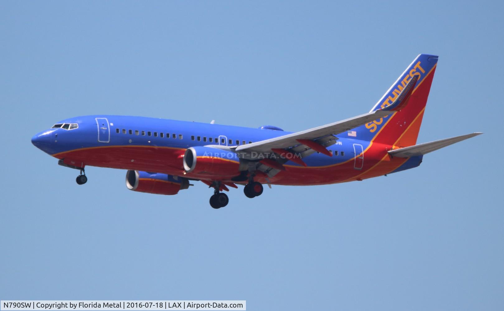 N790SW, 2000 Boeing 737-7H4 C/N 30604, Southwest