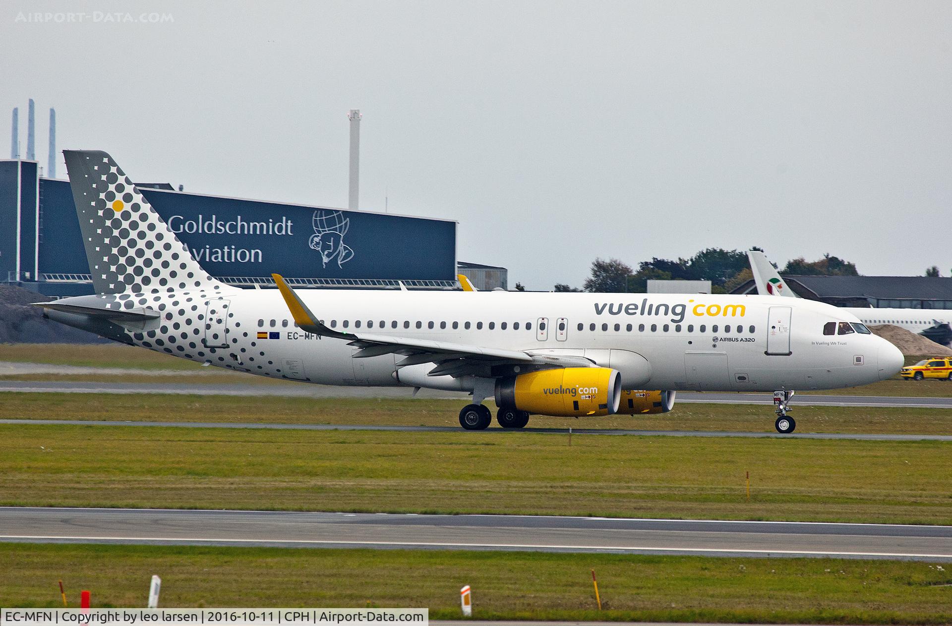 EC-MFN, 2015 Airbus A320-232 C/N 6594, Copenhagen 11.10.16