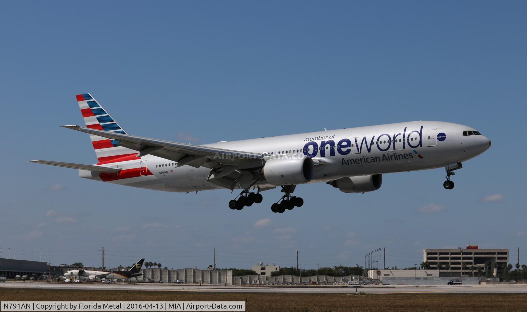 N791AN, 2000 Boeing 777-223/ER C/N 30254, American