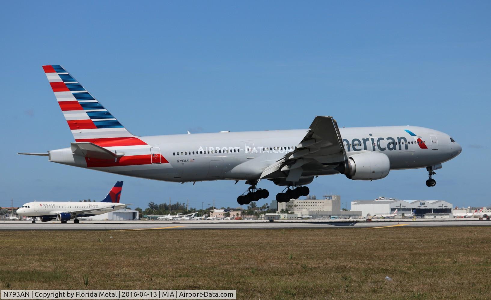 N793AN, 2000 Boeing 777-223 C/N 30255, American