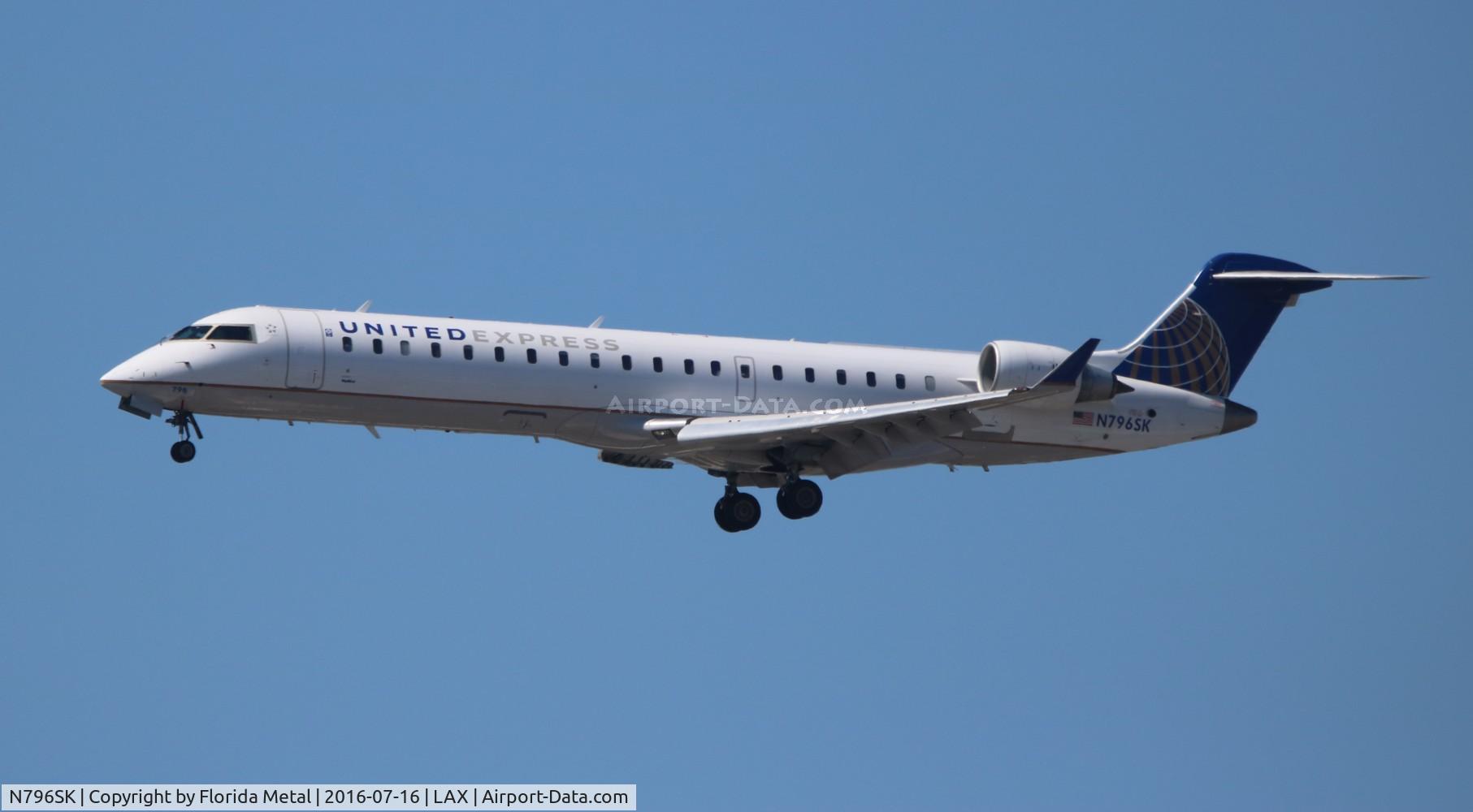 N796SK, Bombardier CRJ-702ER (CL-600-2C10) Regional Jet C/N 10300, United Express