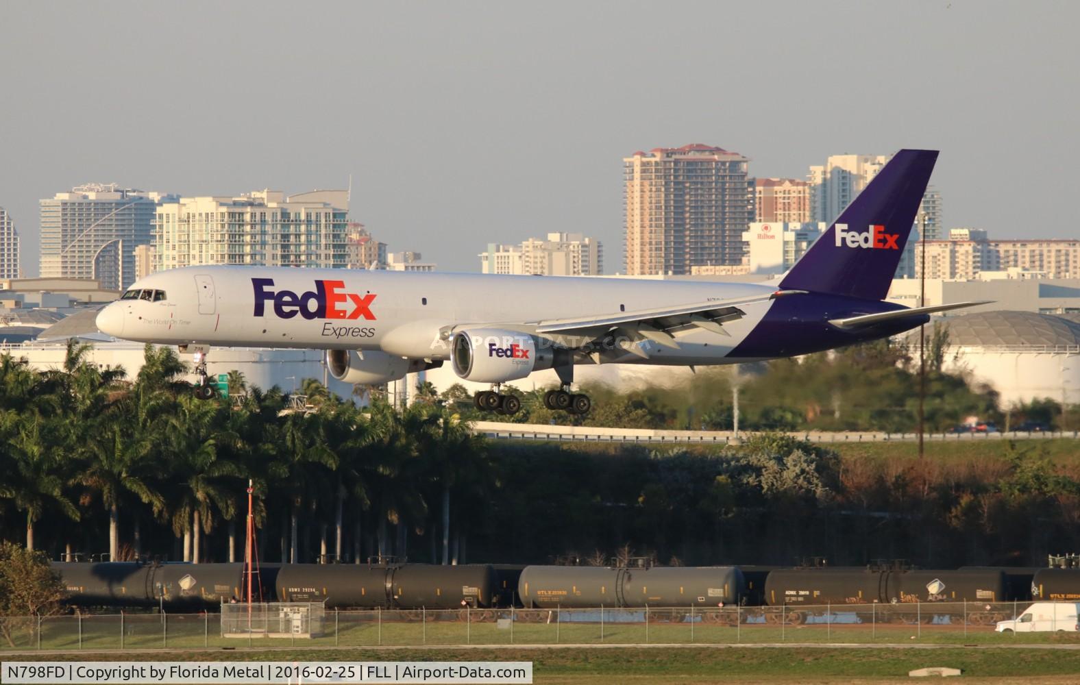 N798FD, 1996 Boeing 757-222(SF) C/N 28144, Fed Ex