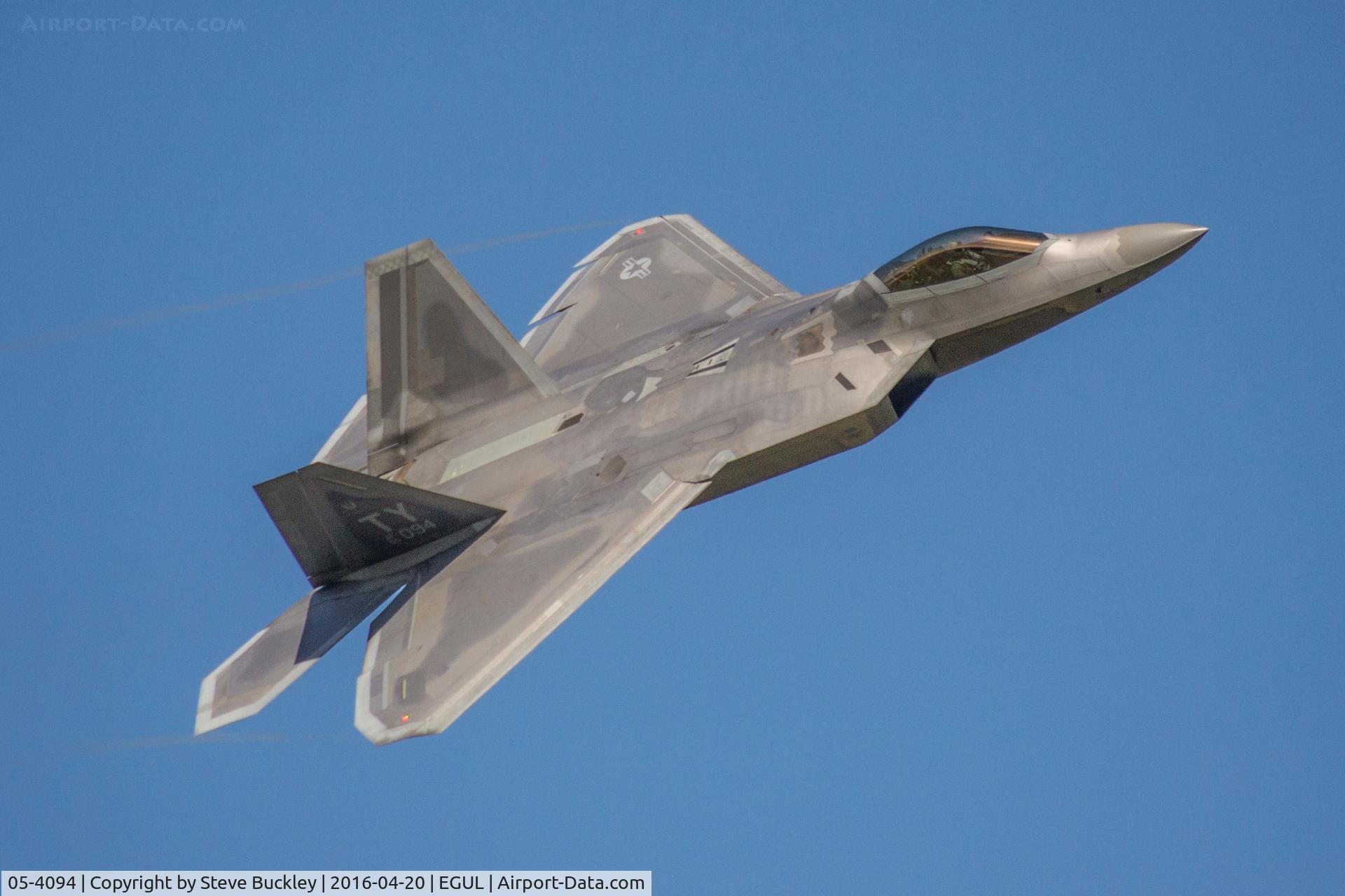 05-4094, 2005 Lockheed Martin F-22A Raptor C/N 4094, Lockheed Martin F-22A Raptor of the 43rd FS/325th FW, based at Tyndall AFB  banks as it departs Lakenheath