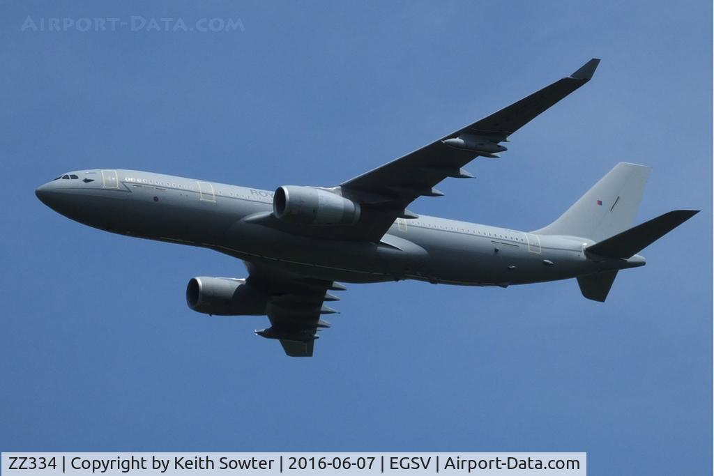 ZZ334, 2009 Airbus KC3 Voyager (A330-243MRTT) C/N 1033, Queens flypast rehearsal