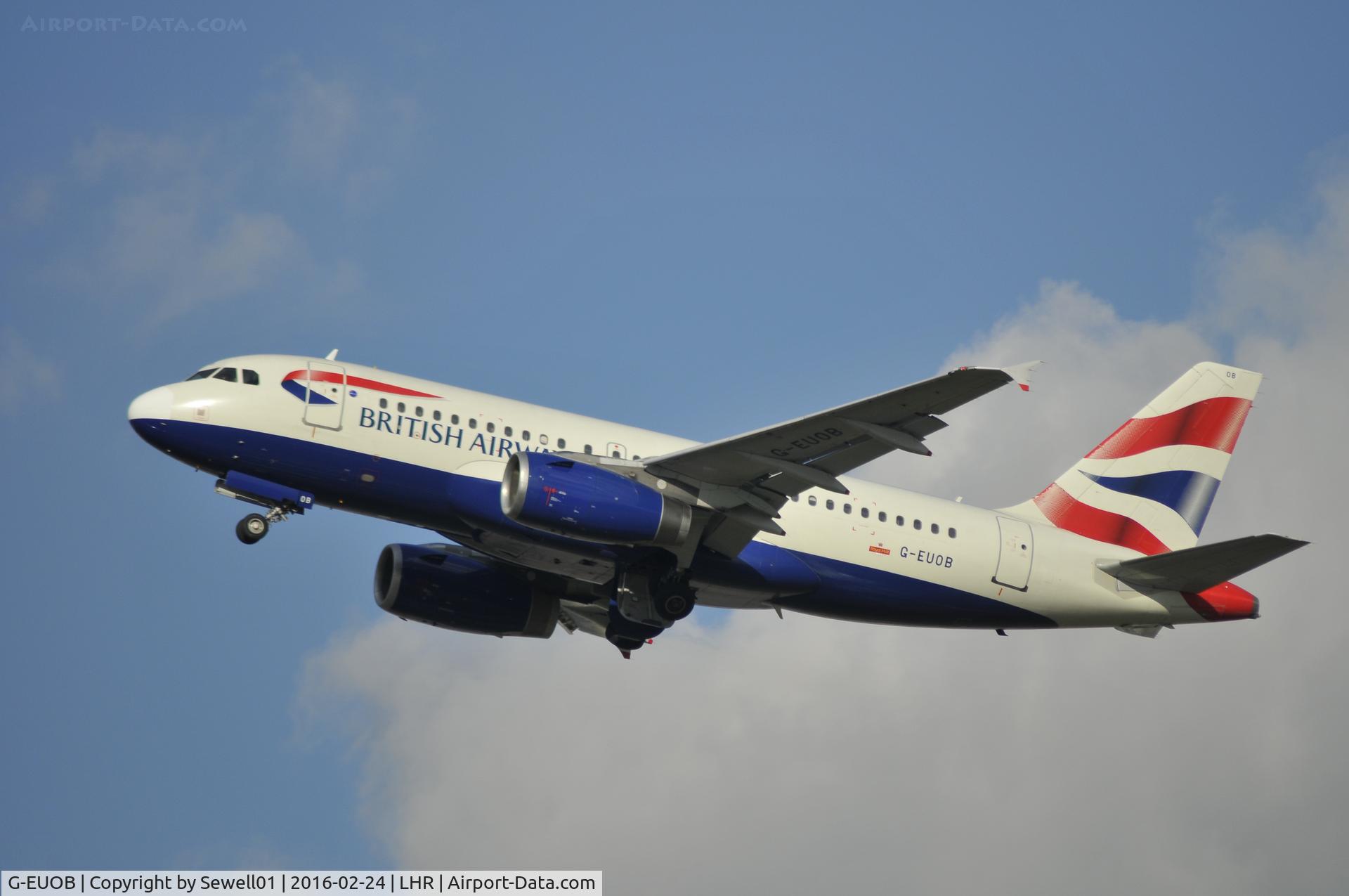 G-EUOB, 2001 Airbus A319-131 C/N 1529, Leaving LHR