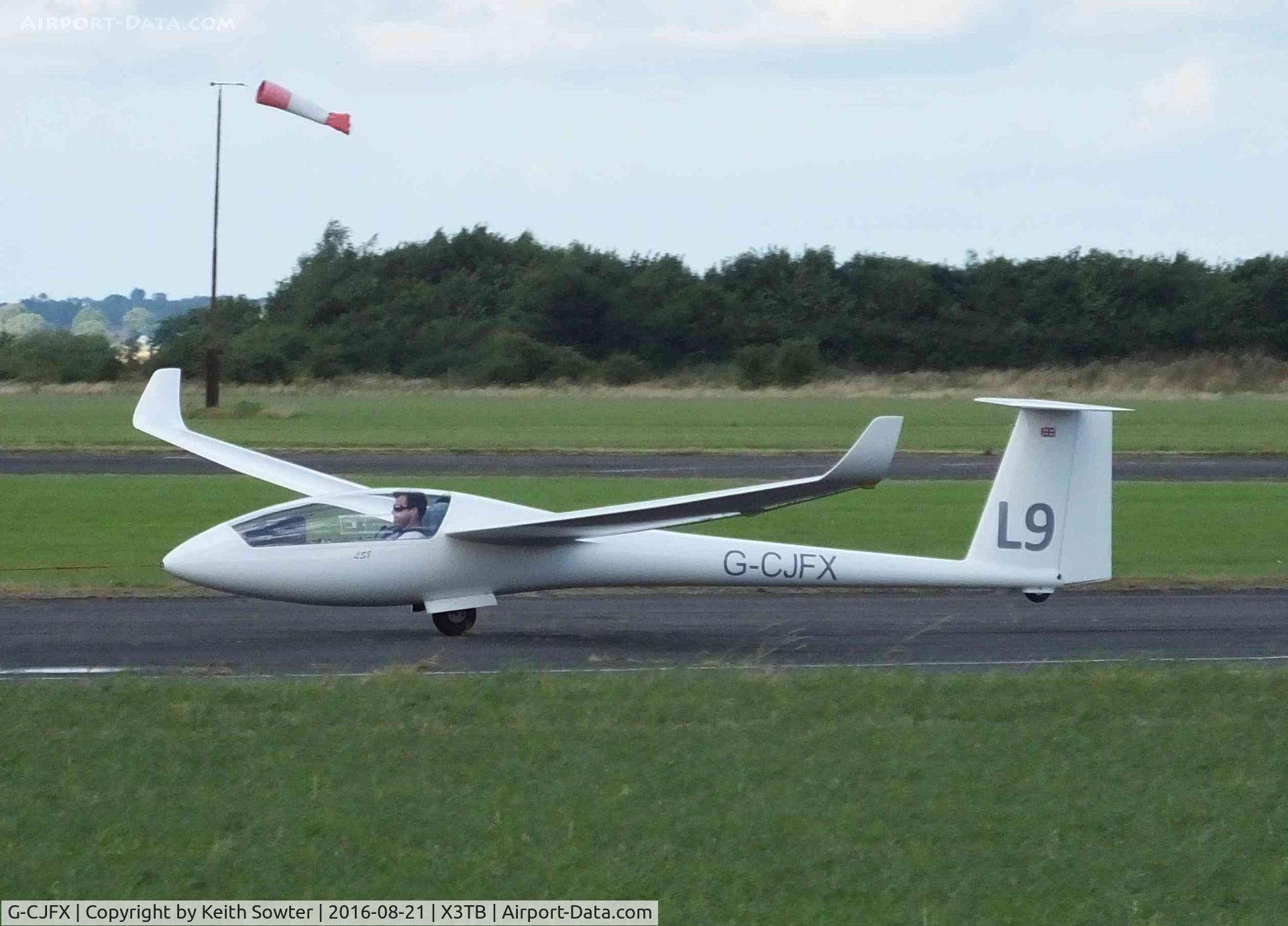 G-CJFX, 1998 Rolladen-Schneider LS-8a C/N 8174, Glider Comp