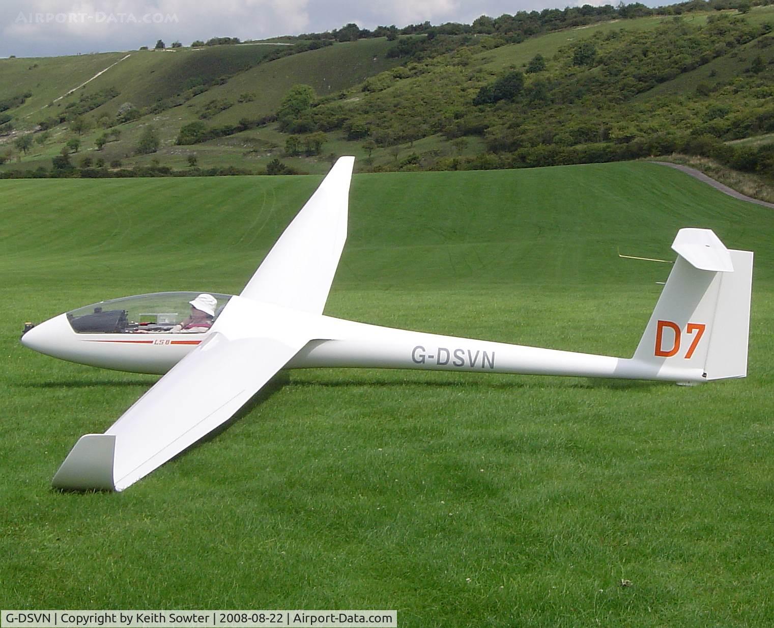 G-DSVN, 1996 Rolladen-Schneider LS-8-18 C/N 8079, Dunstable