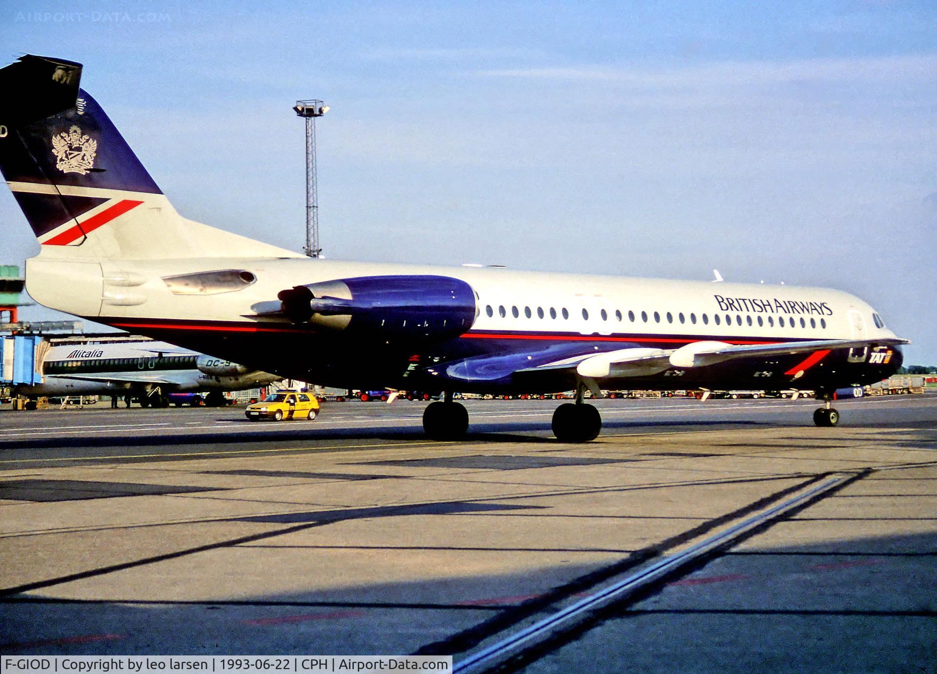 F-GIOD, 1990 Fokker 100 (F-28-0100) C/N 11315, Copenhagen 22.6.93
