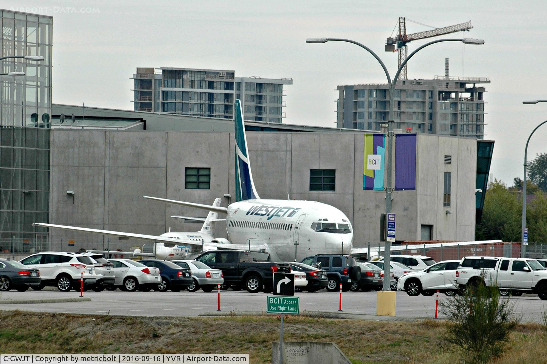 C-GWJT, 1976 Boeing 737-2H4 C/N 21262, At the British Columbia Institute of Technology.