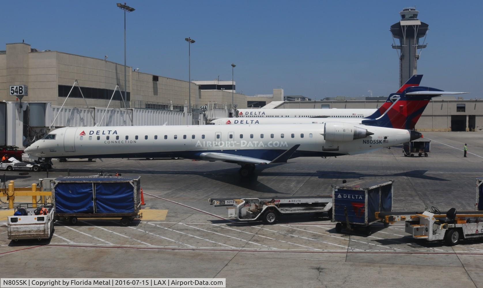 N805SK, 2006 Bombardier CRJ-900ER (CL-600-2D24) C/N 15069, Delta Connection