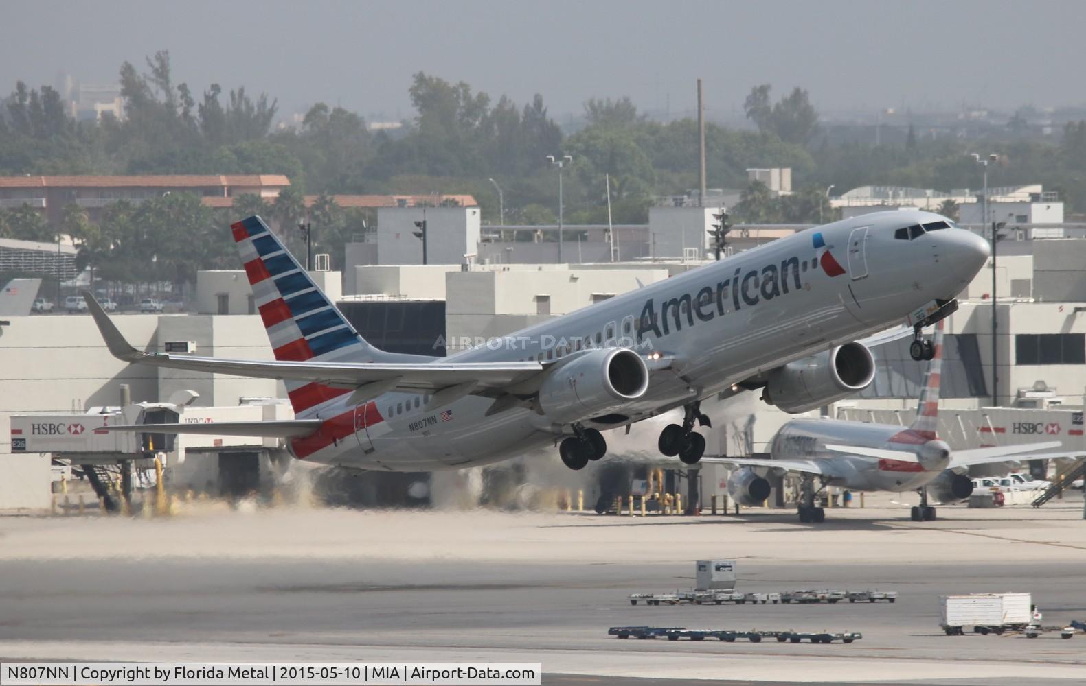 N807NN, 2009 Boeing 737-823 C/N 31077, American