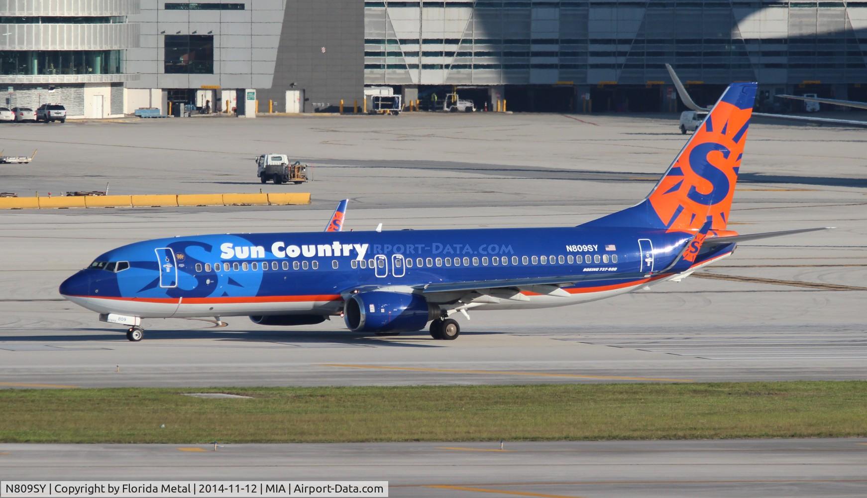 N809SY, 2005 Boeing 737-8Q8 C/N 30683, Sun Country