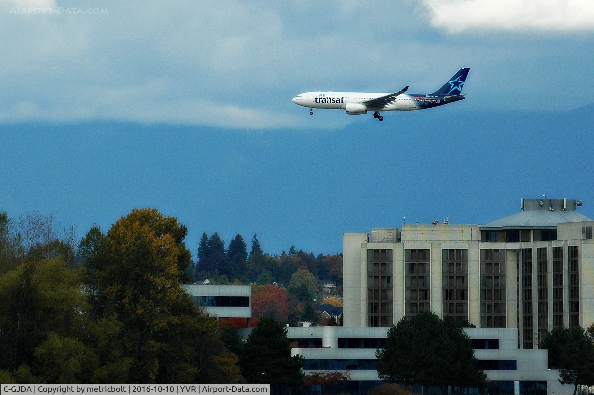 C-GJDA, 1998 Airbus A330-243 C/N 0248, Arrival in YVR