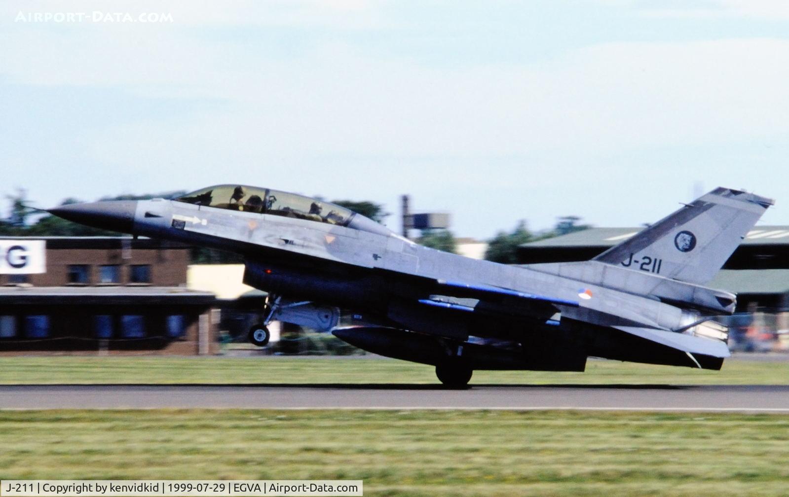 J-211, General Dynamics F-16BM Fighting Falcon C/N 6E-30, Arriving at the 1999 RIAT.