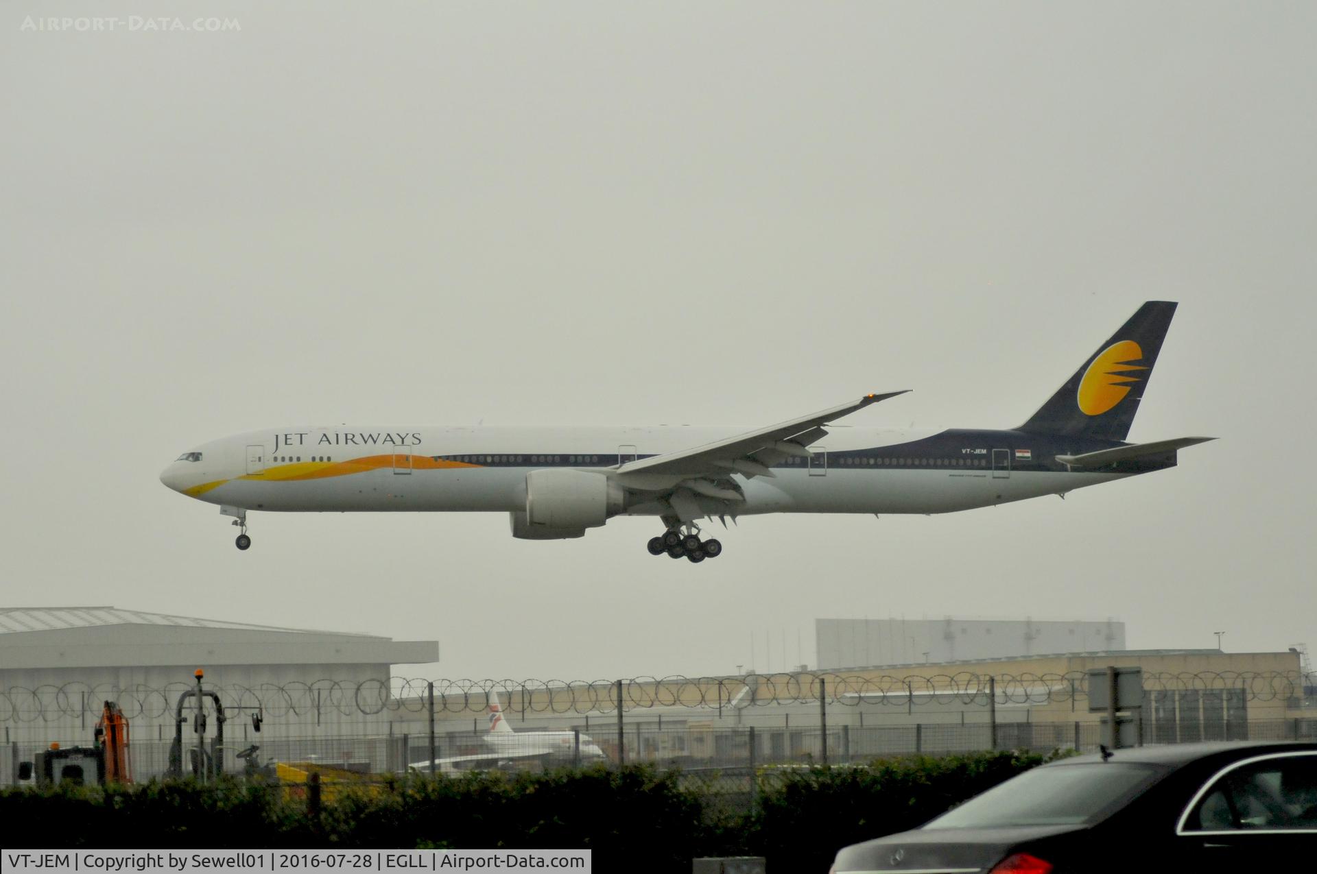 VT-JEM, 2007 Boeing 777-35R/ER C/N 35162, Arriving at LHR