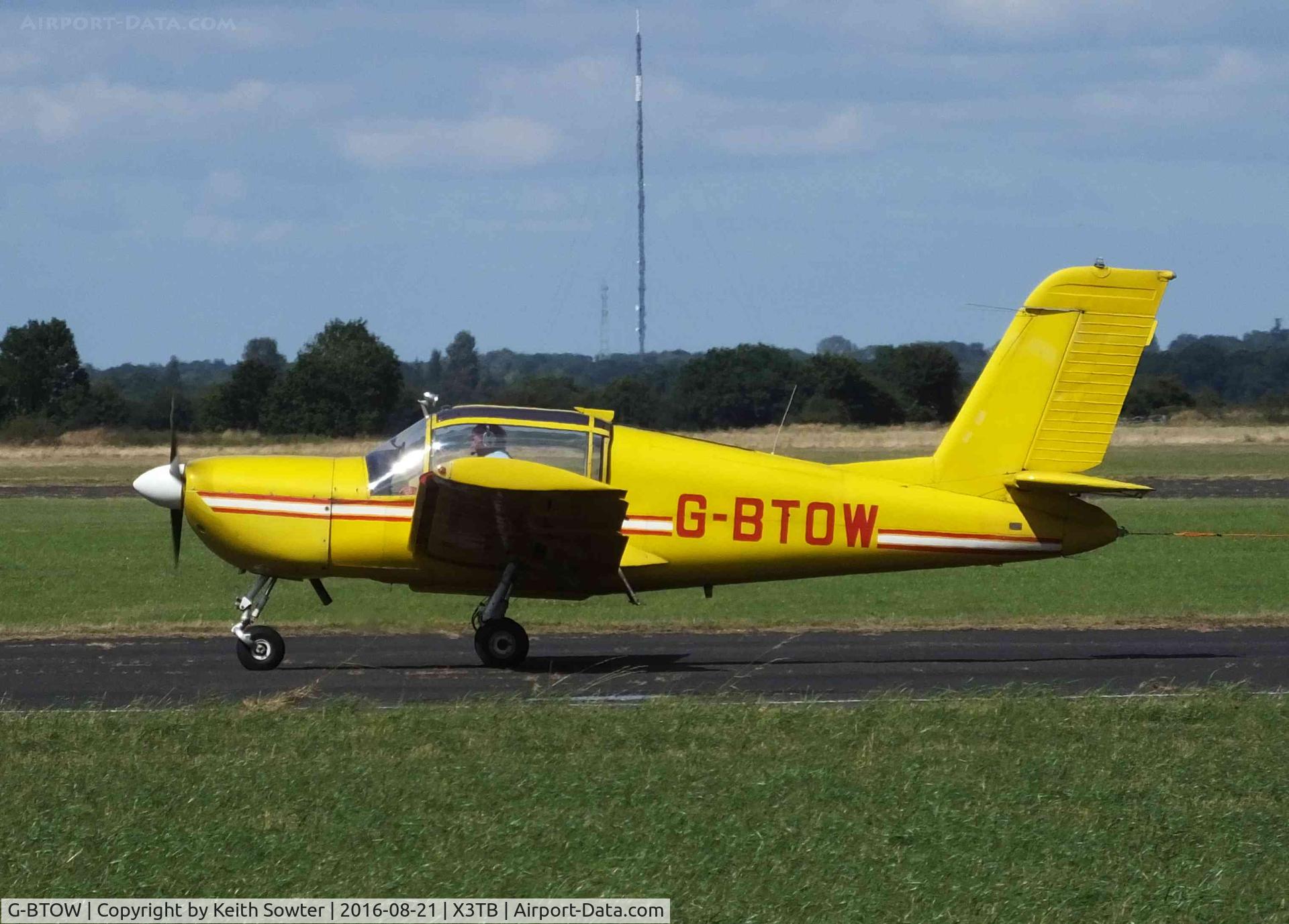 G-BTOW, 1982 Socata Rallye 180T Galerien C/N 3360, Tug aircraft