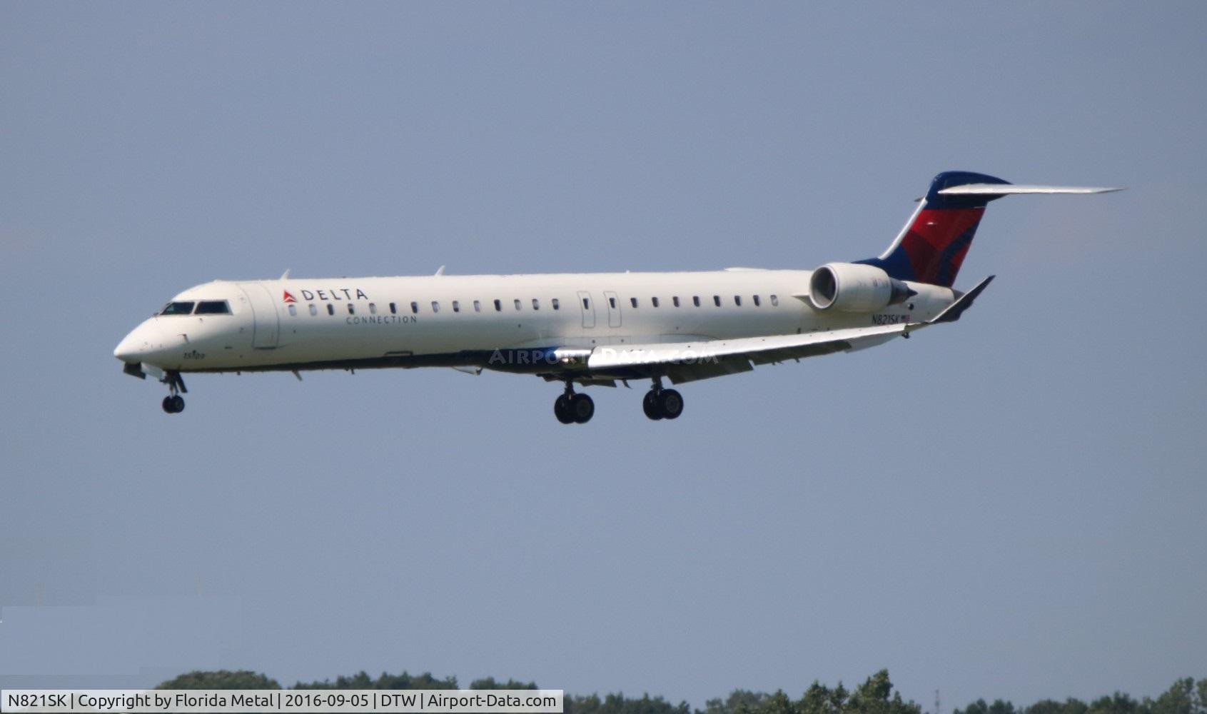 N821SK, 2007 Bombardier CRJ-900ER (CL-600-2D24) C/N 15109, Delta Connection