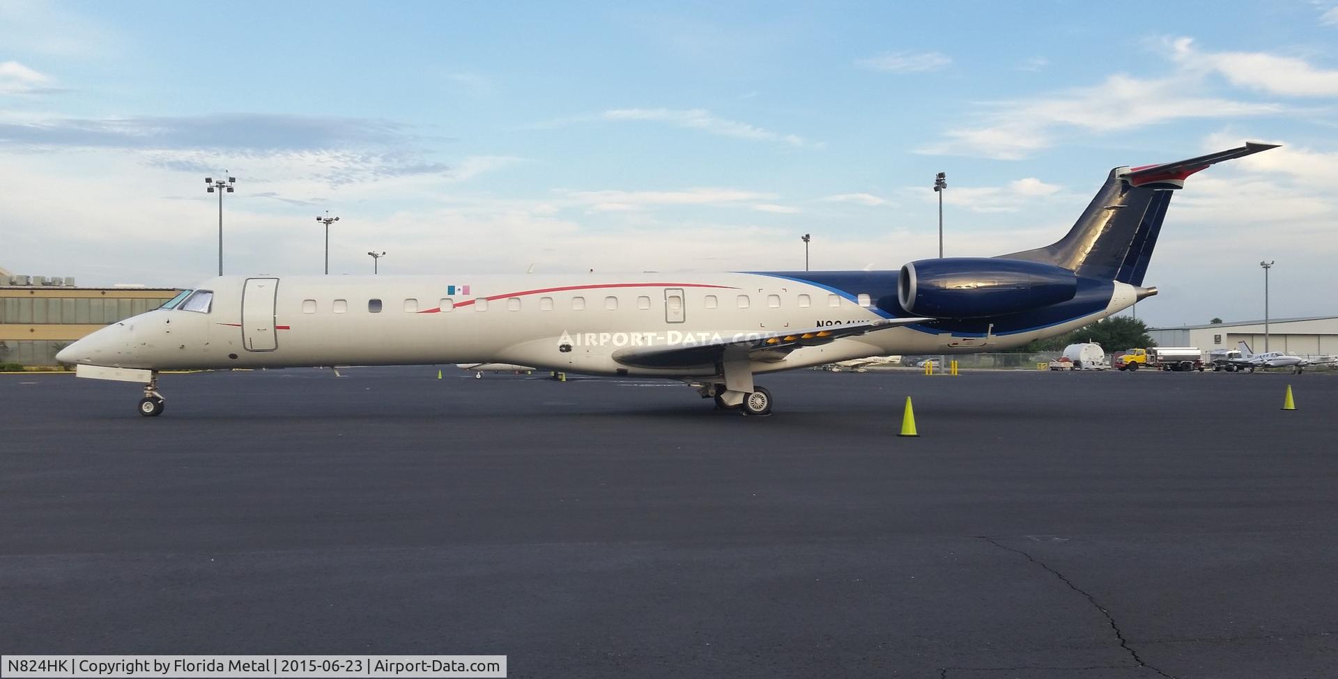N824HK, 2001 Embraer ERJ-145LR (EMB-145LR) C/N 145498, Ex Aeromexico