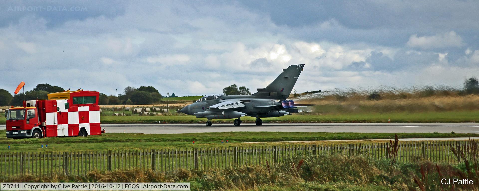 ZD711, 1984 Panavia Tornado GR.4 C/N 329/BT037/3152, In action during Exercise Joint Warrior 16-2 at RAF Lossiemouth EGQS