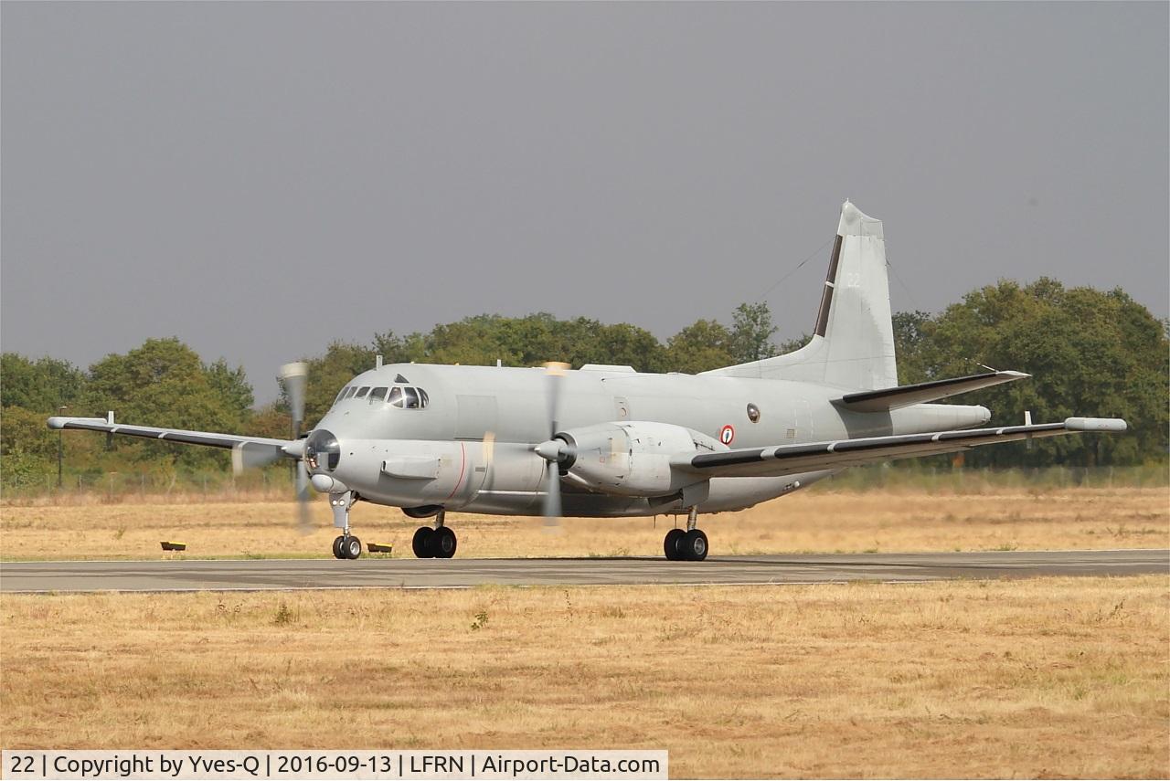 22, Dassault ATL-2 Atlantique 2 C/N 22, Dassault-Breguet ATL2, Taxiing to holding point rwy 10, Rennes St Jacques airport (LFRN-RNS)