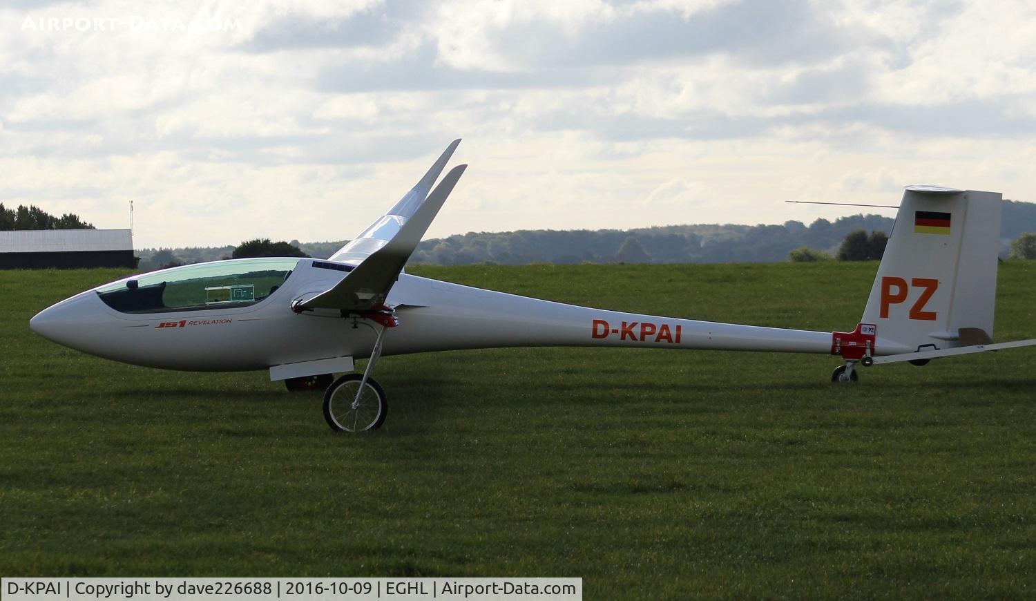 D-KPAI, 2001 Schempp-Hirth Nimbus 4DM C/N 42, D KPAI being towed to Takeoff area at Lasham EGHL