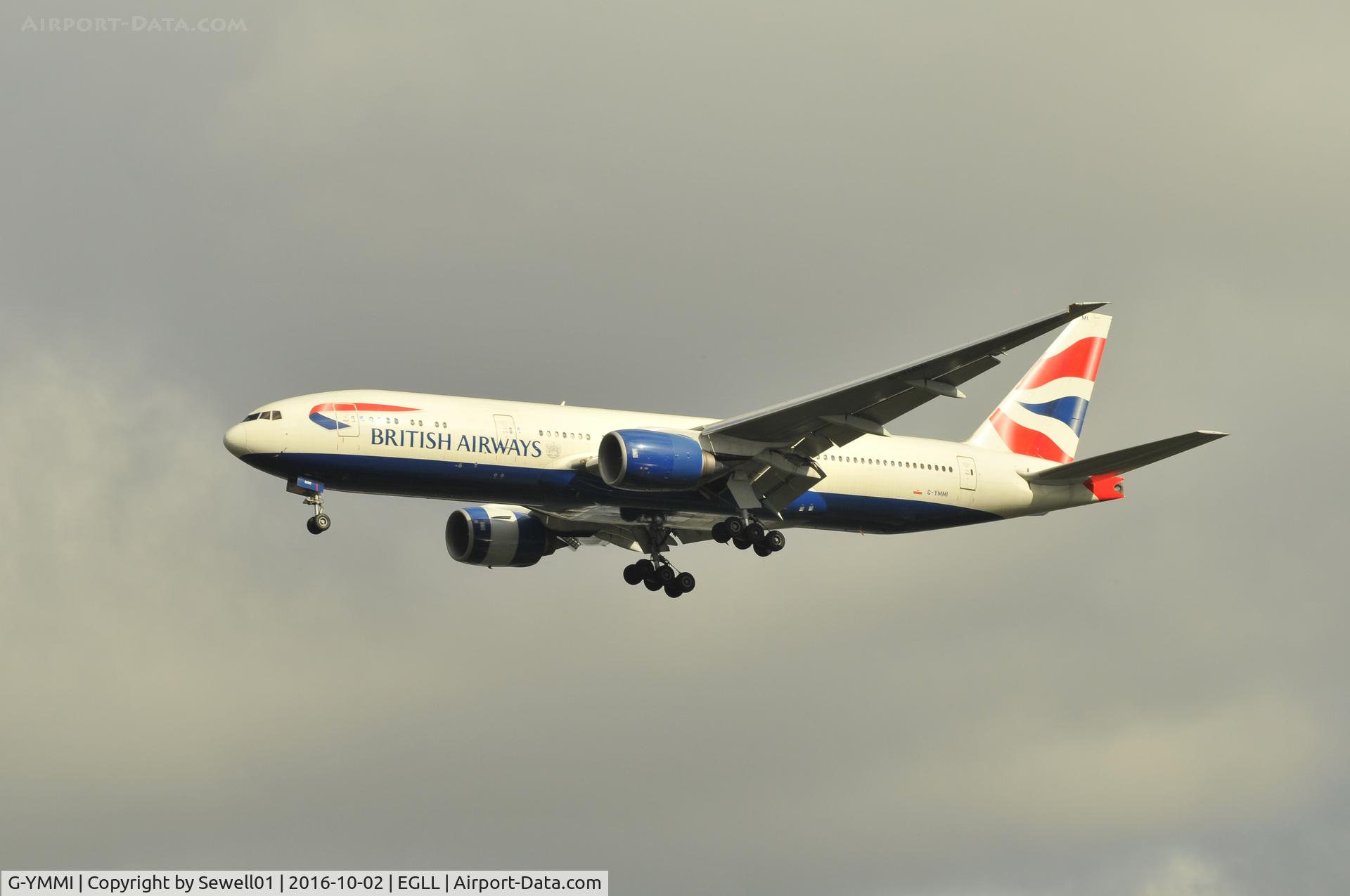 G-YMMI, 2000 Boeing 777-236 C/N 30310, Landing at LHR