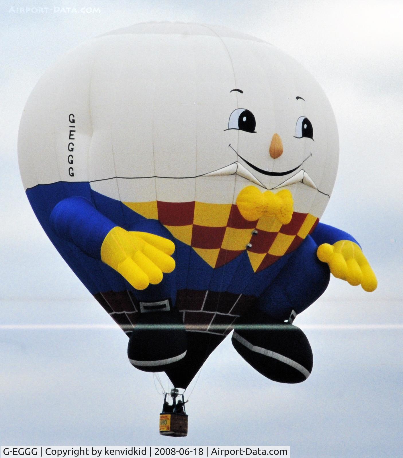 G-EGGG, 1995 Lindstrand Balloons LBL 90A C/N 269, Lifting off at the 1996 Albuquerque Balloon Fiesta.
