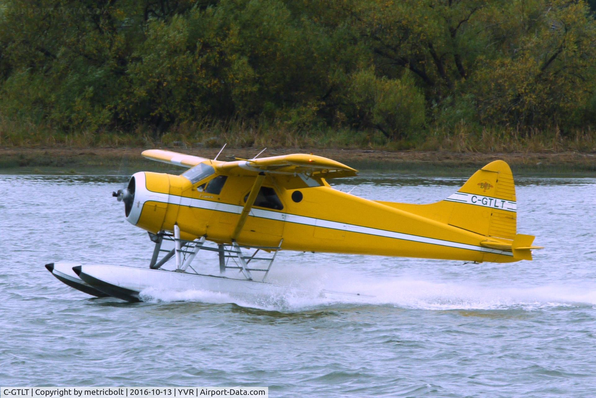 C-GTLT, 1957 De Havilland Canada DHC-2 Beaver Mk.1 C/N 1183, Departure from the Fraser River
