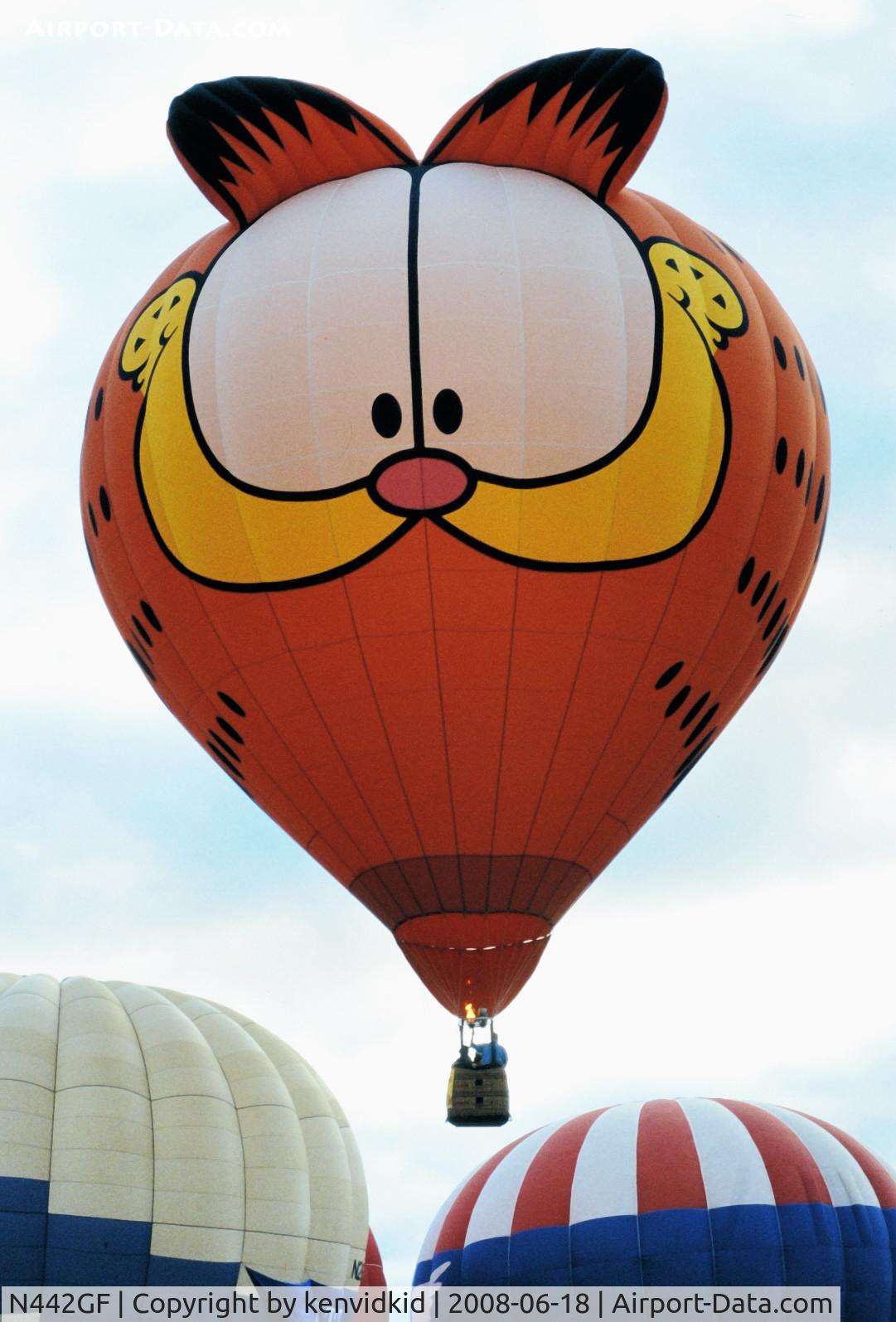 N442GF, 1994 Lindstrand Balloons 90A C/N 143, Lifting off at the 1996 Albuquerque Balloon Fiesta.