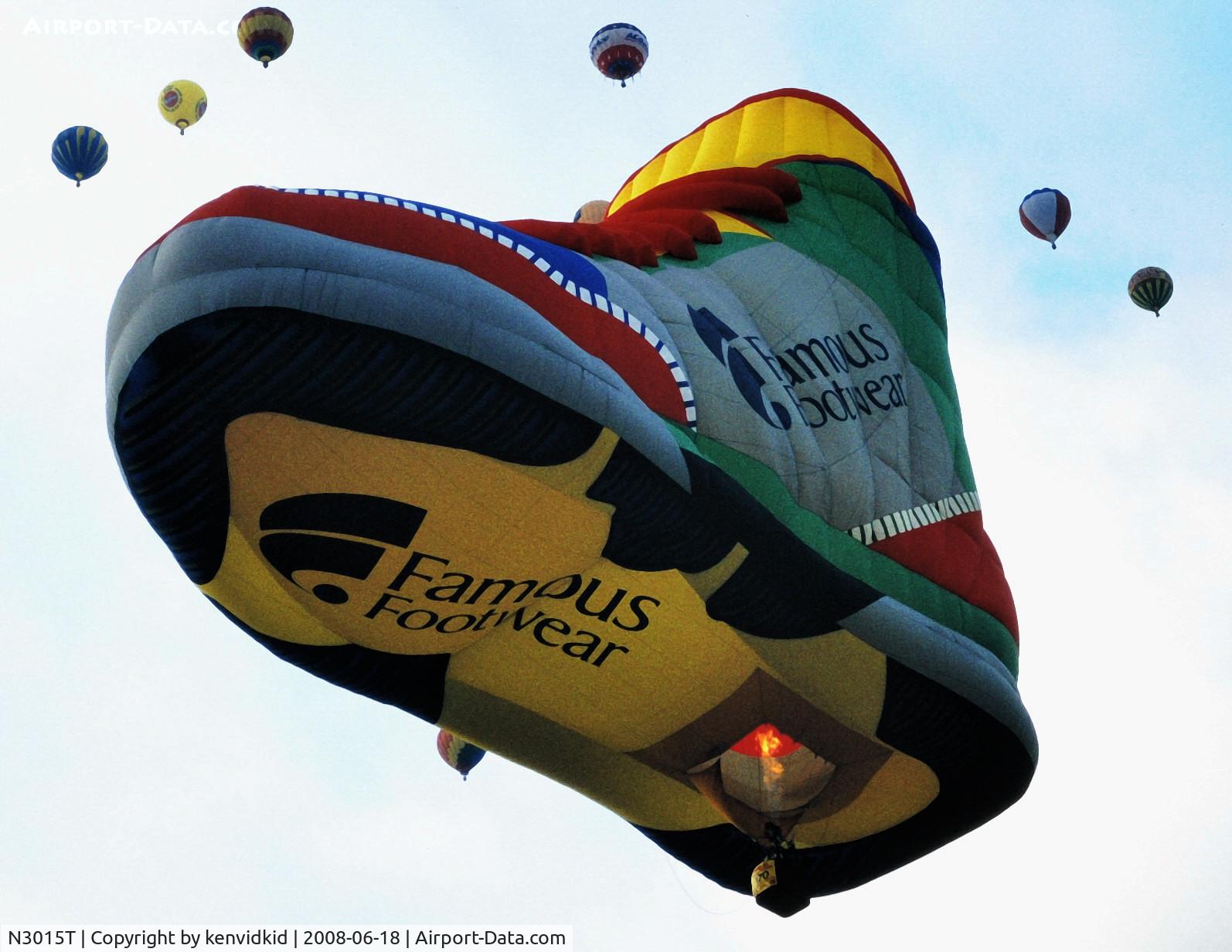 N3015T, 1996 Cameron Balloons Us SHOE 90 C/N 3801, Lifting off at the 1996 Albuquerque Balloon Fiesta.