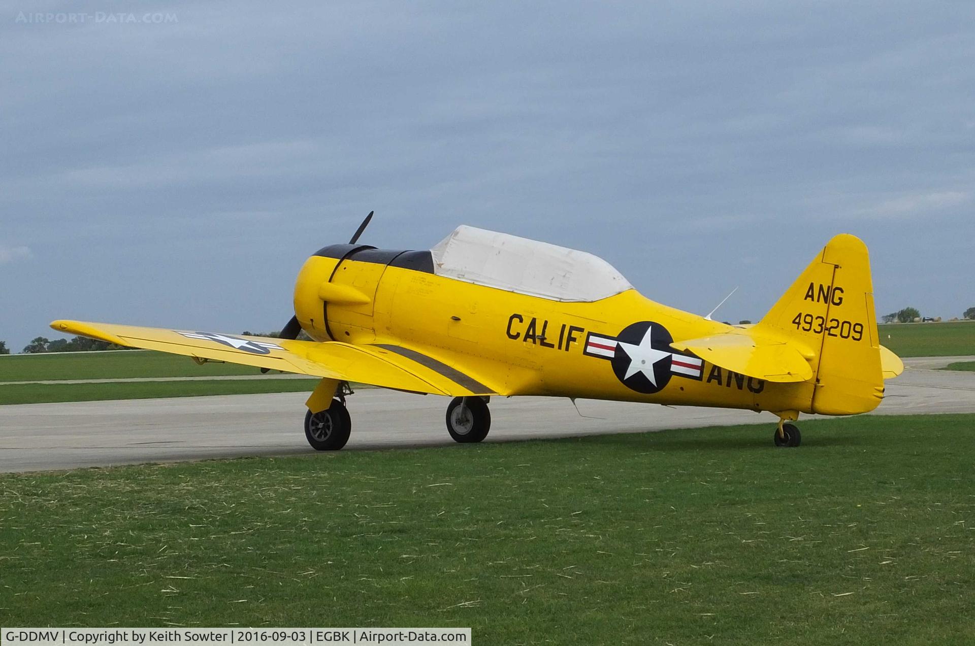 G-DDMV, 1952 North American T-6G Texan C/N 168-313, LAA Fly-In