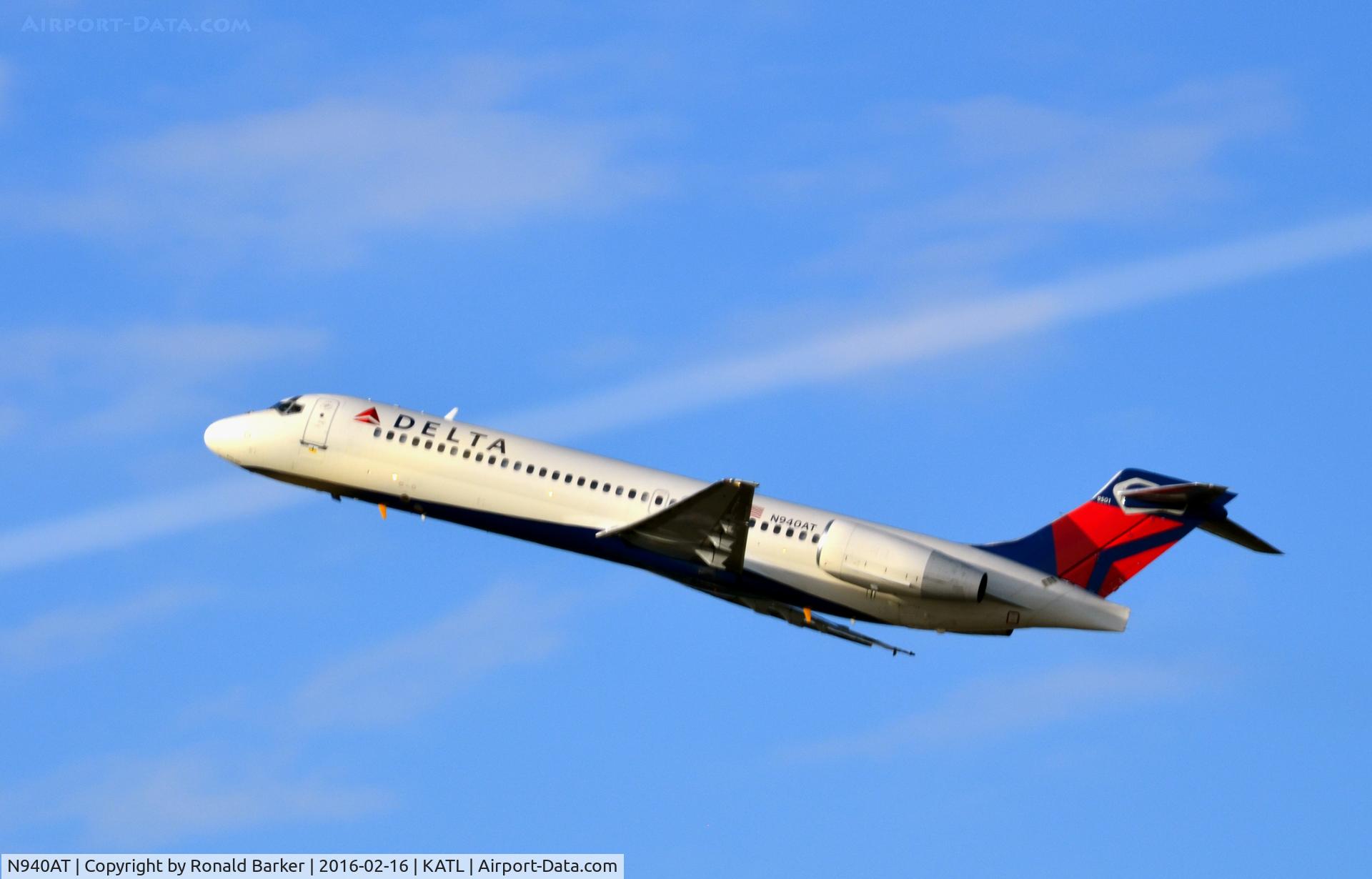 N940AT, 1999 Boeing 717-2BD C/N 55004, Takeoff Atlnata