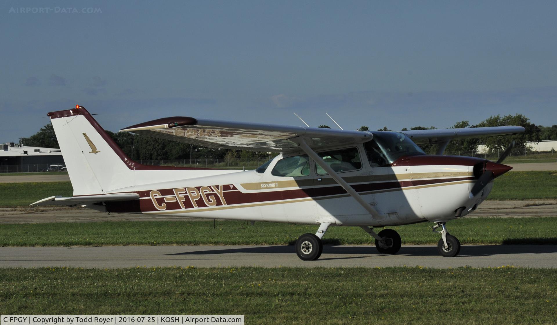 C-FPGY, 1980 Cessna 172N Skyhawk II C/N 17273923, Airventure 2016