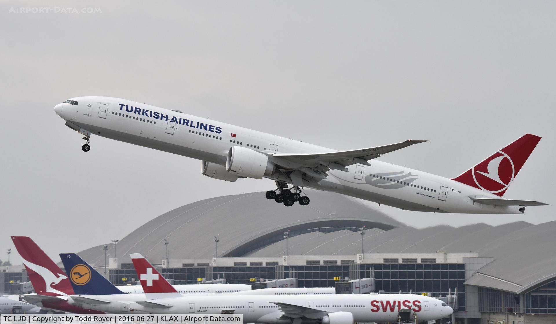 TC-LJD, 2015 Boeing 777-3F2/ER C/N 44125, Departing LAX