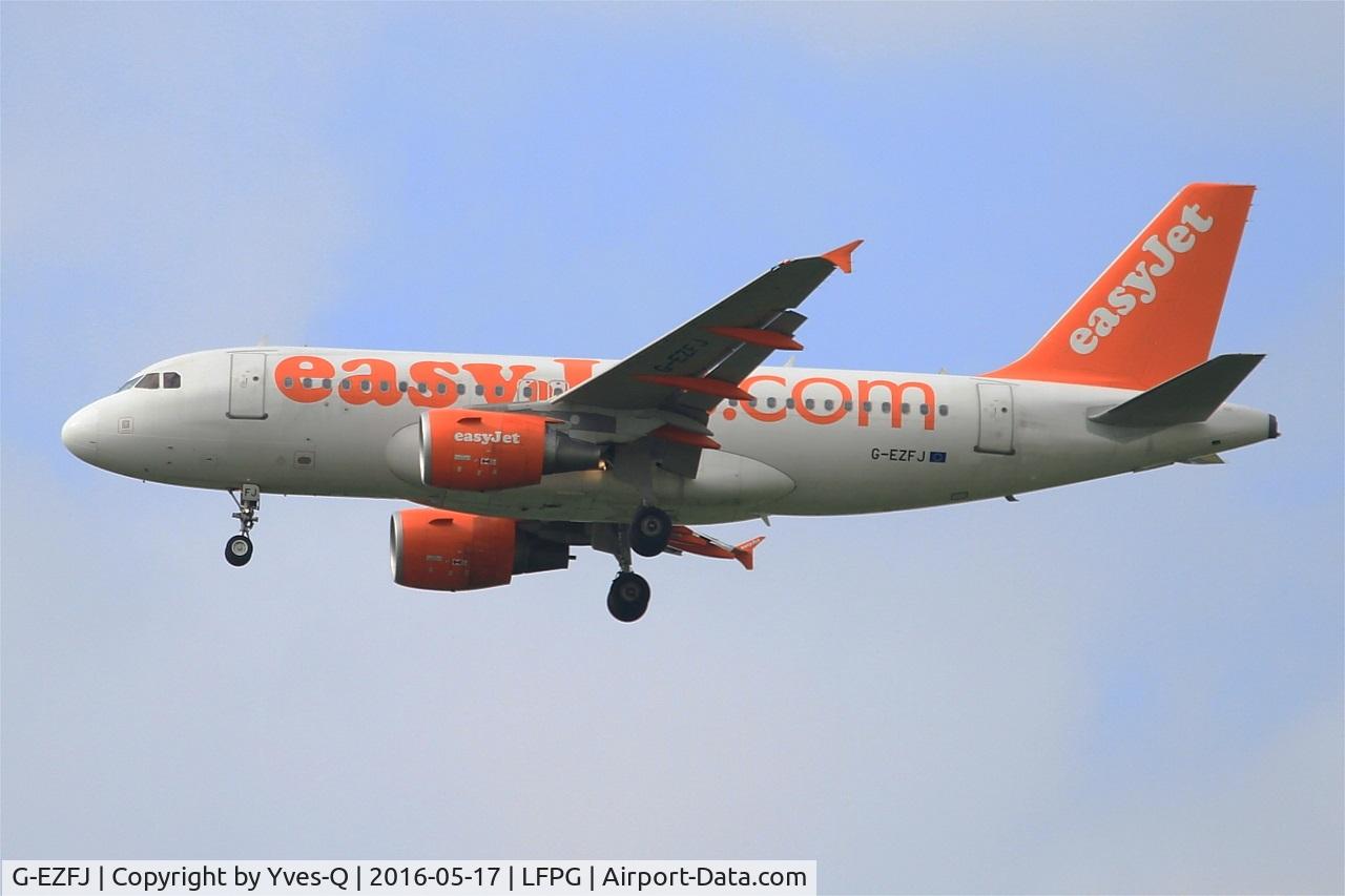 G-EZFJ, 2009 Airbus A319-111 C/N 4040, Airbus A319-111, Short approach rwy 27R, Roissy Charles De Gaulle Airport (LFPG-CDG)